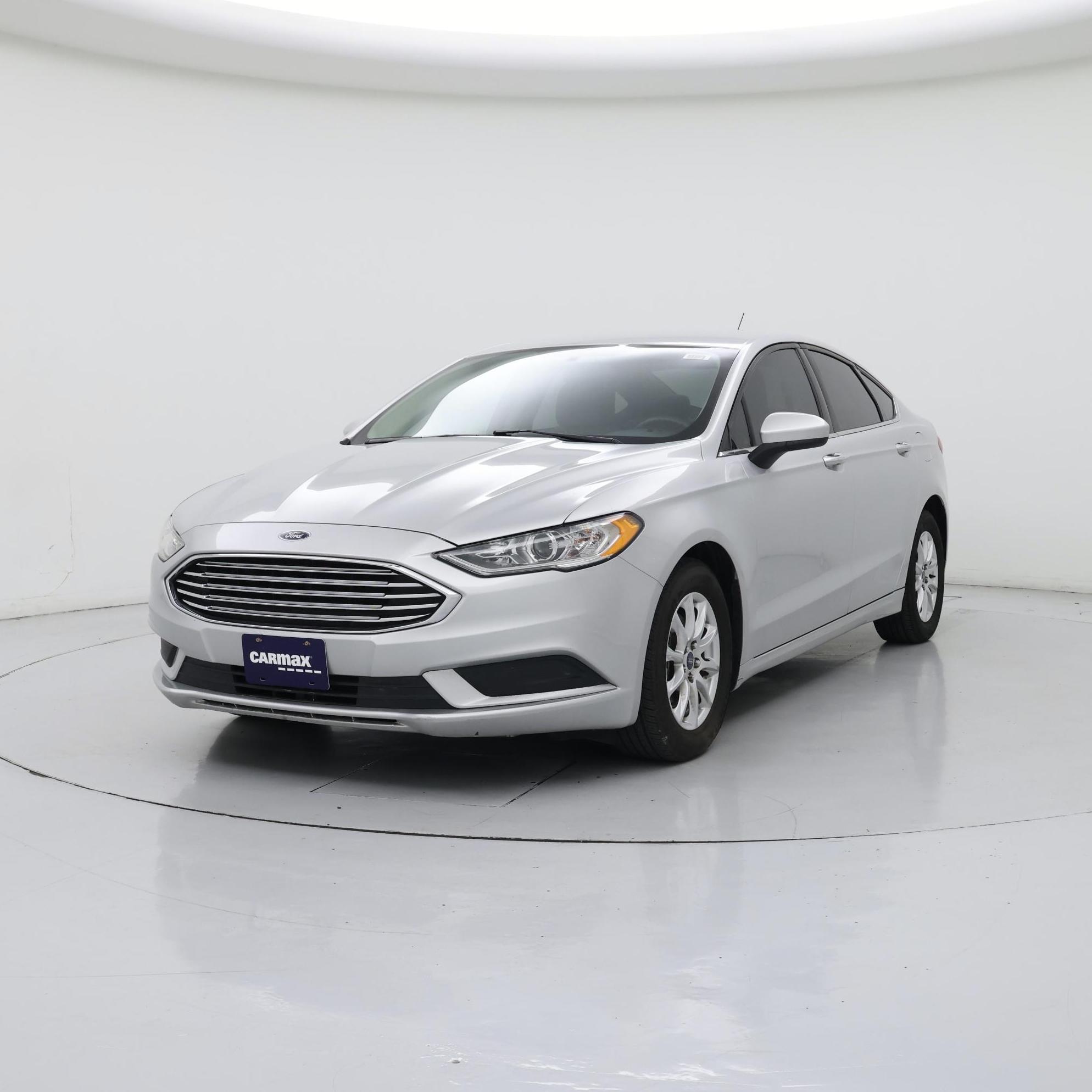 Thumbnail: 2017 Ford Fusion - 4