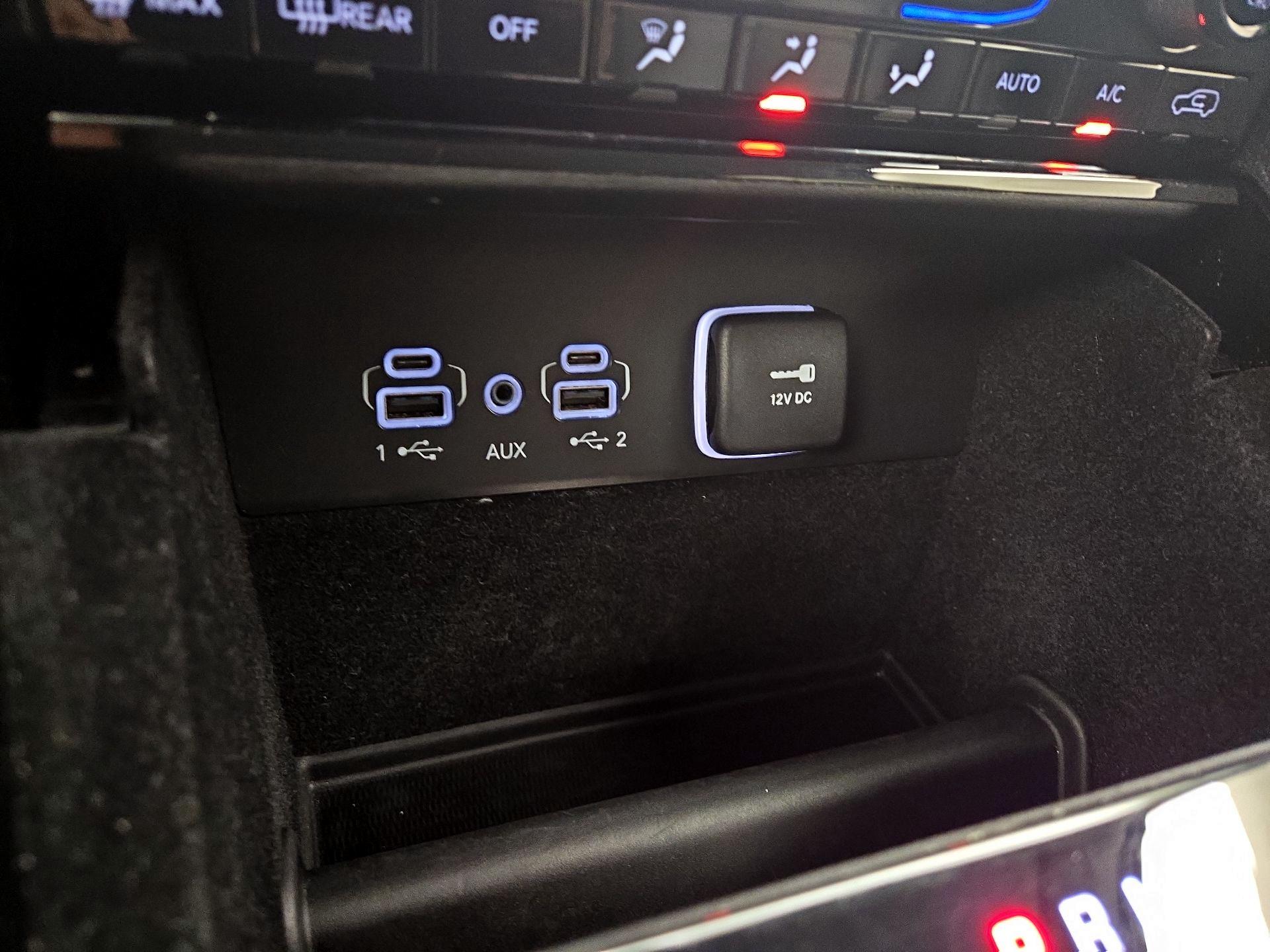 Thumbnail: 2022 Jeep Grand Cherokee - 18