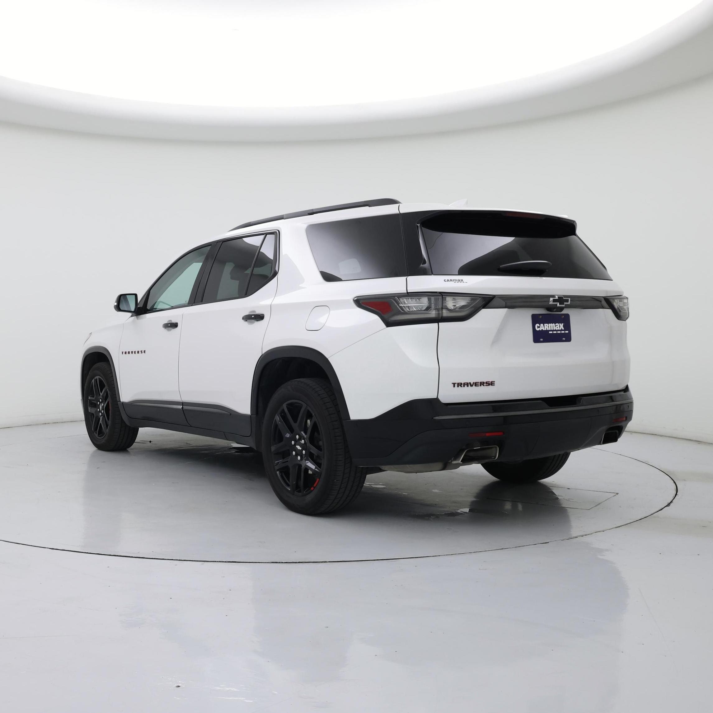 Thumbnail: 2021 Chevrolet Traverse - 2