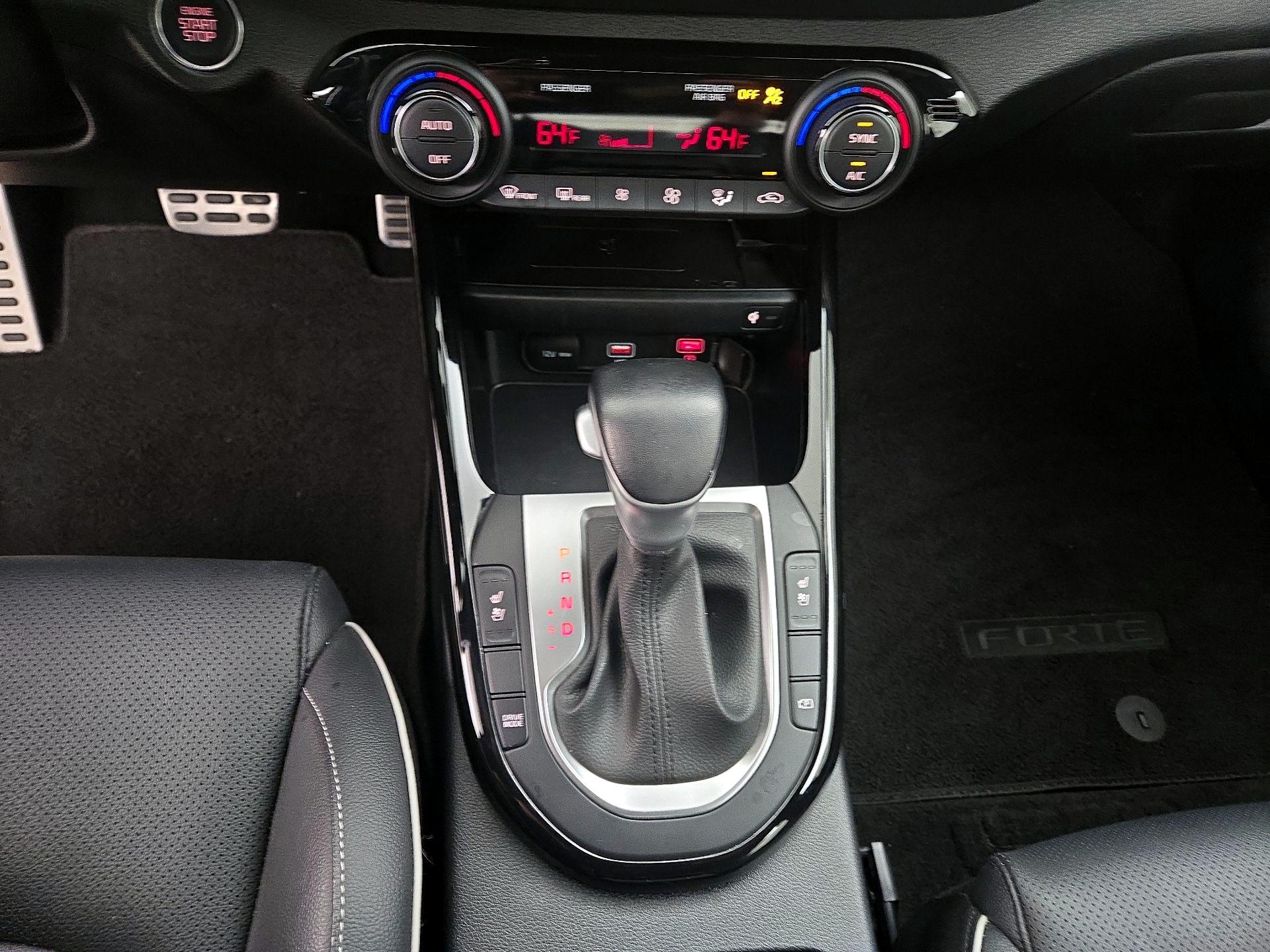 Thumbnail: 2024 Kia Forte - 18