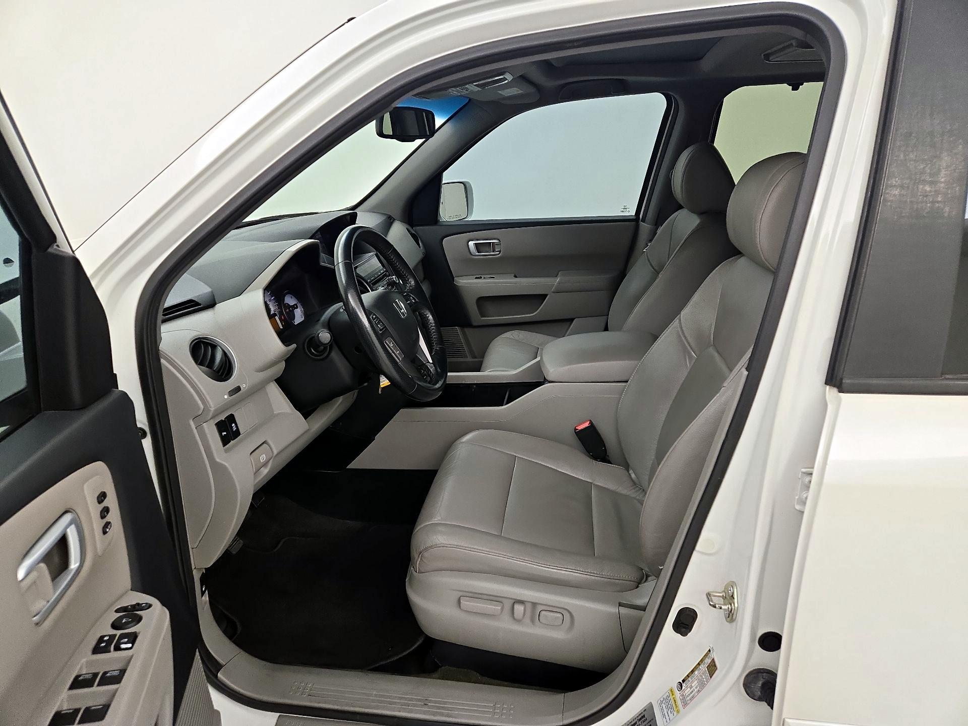 Thumbnail: 2014 Honda Pilot - 11