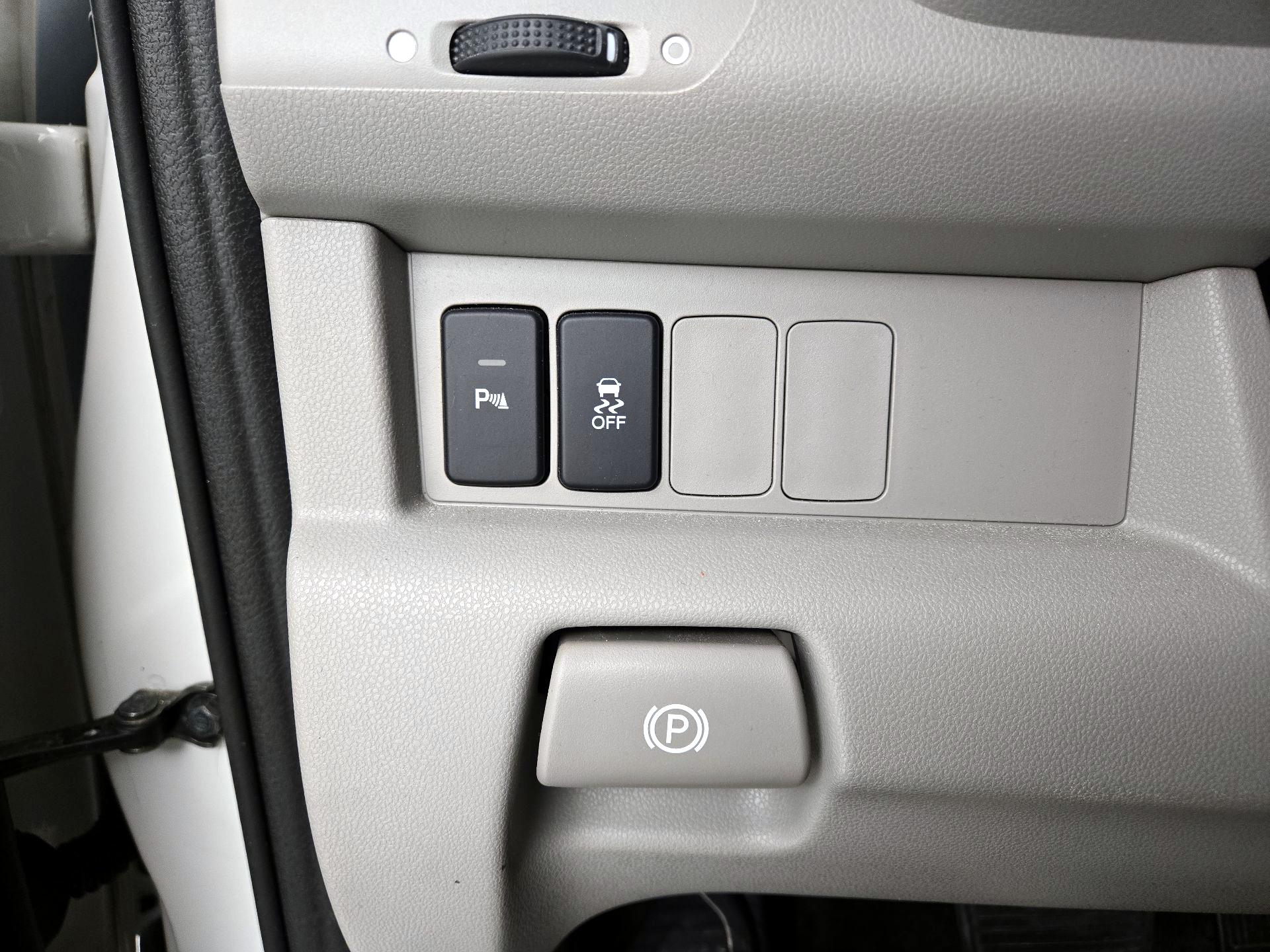 Thumbnail: 2014 Honda Pilot - 13