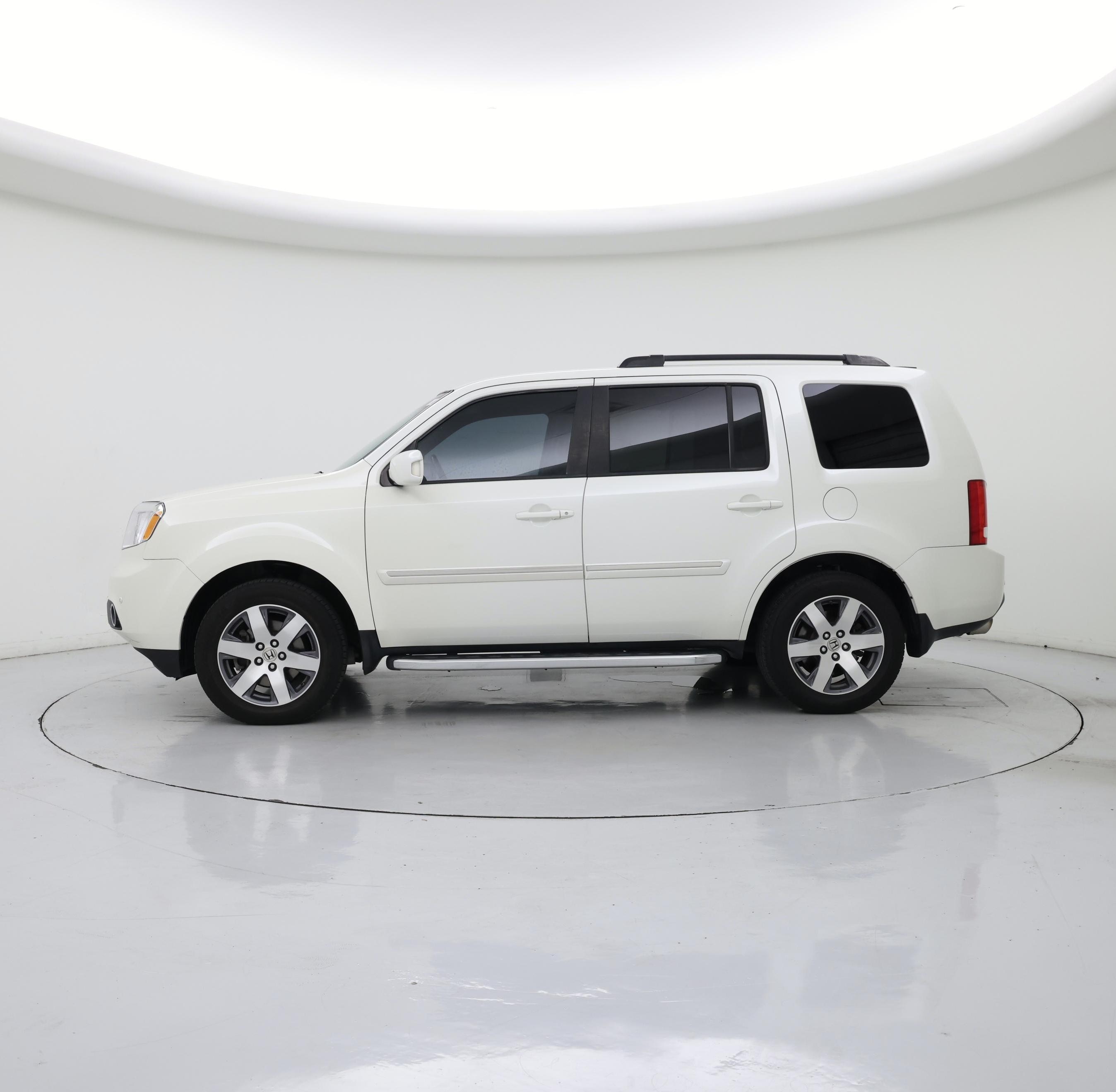 Thumbnail: 2014 Honda Pilot - 3