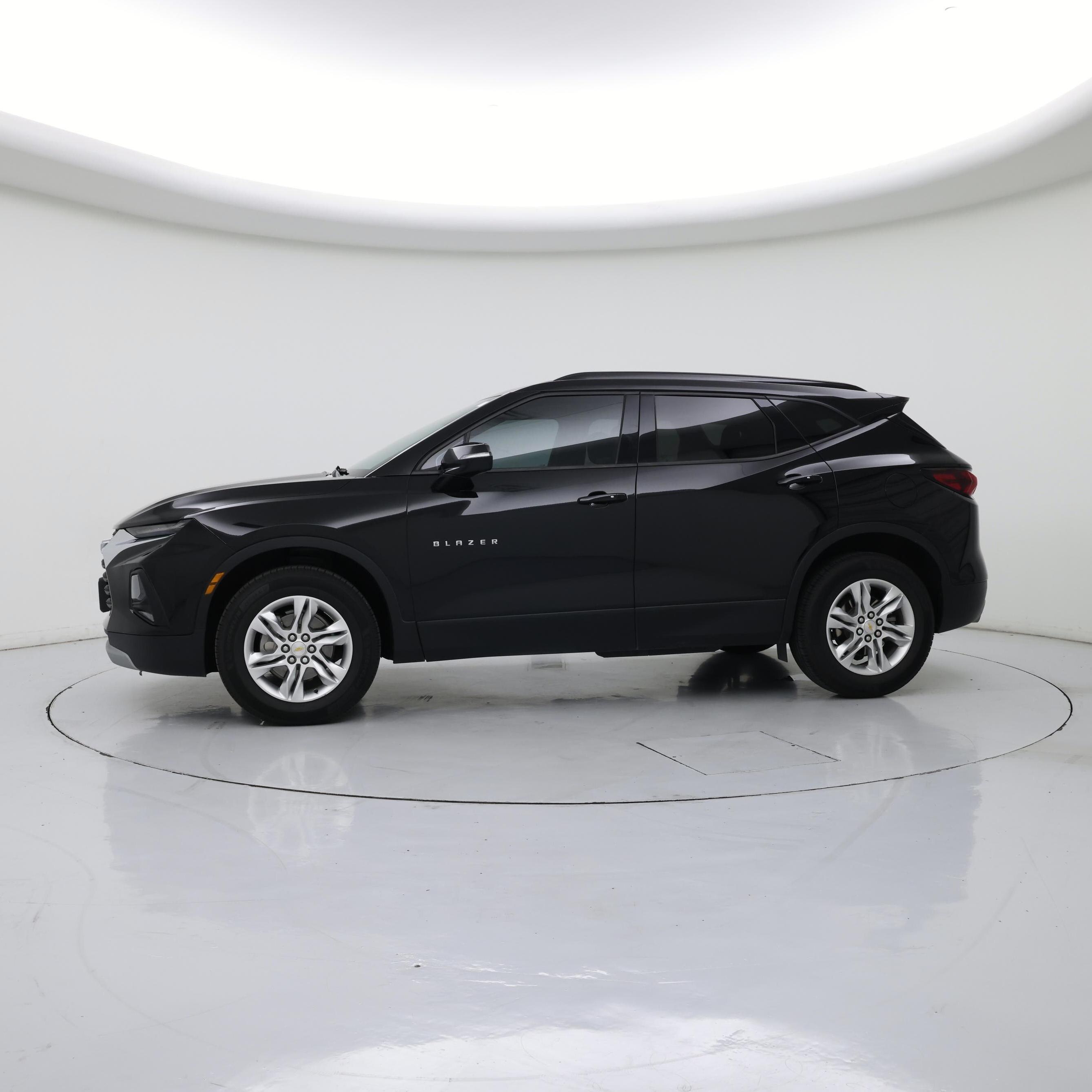 Thumbnail: 2019 Chevrolet Blazer - 3