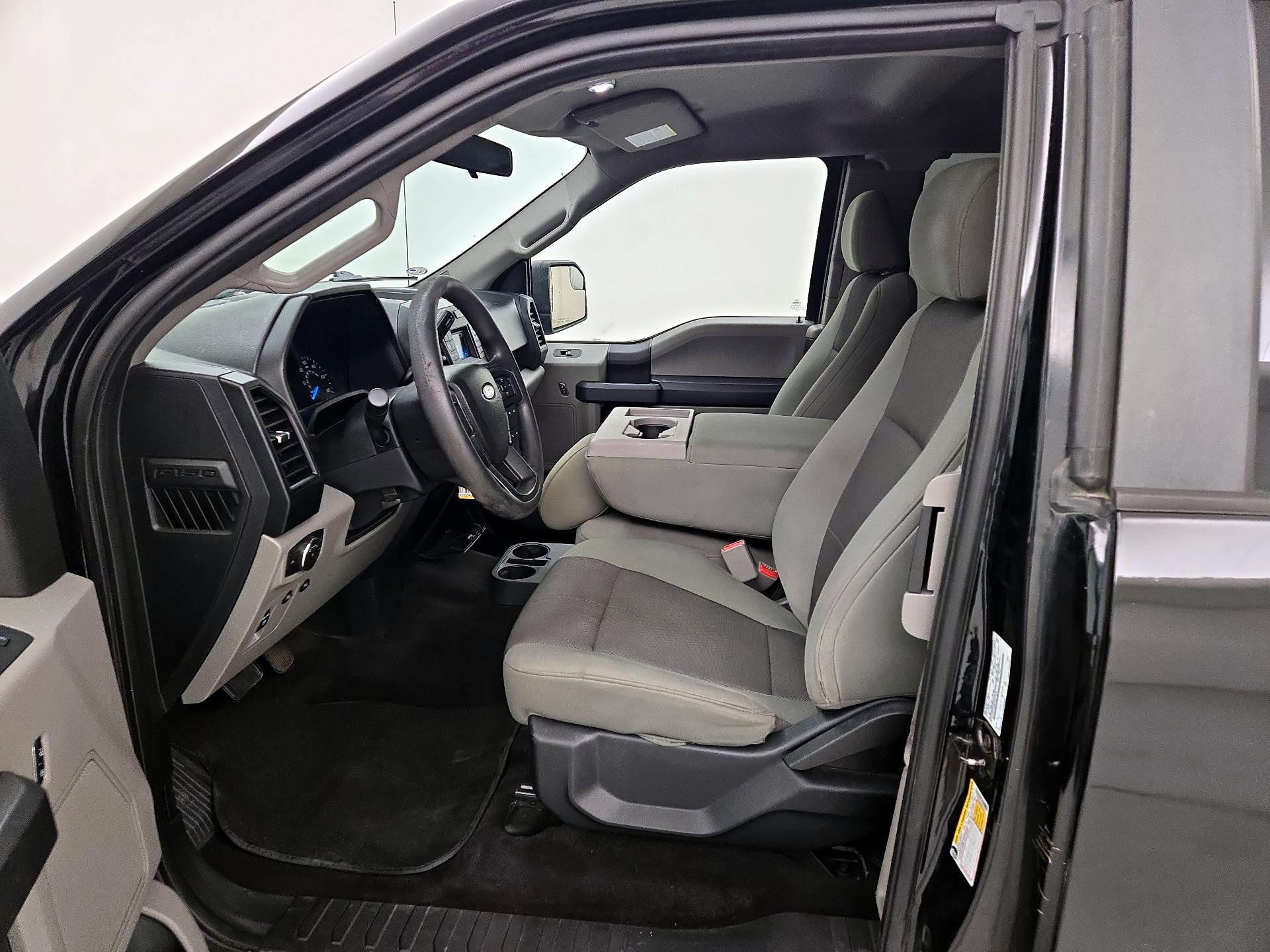 Thumbnail: 2016 Ford F-150 - 11