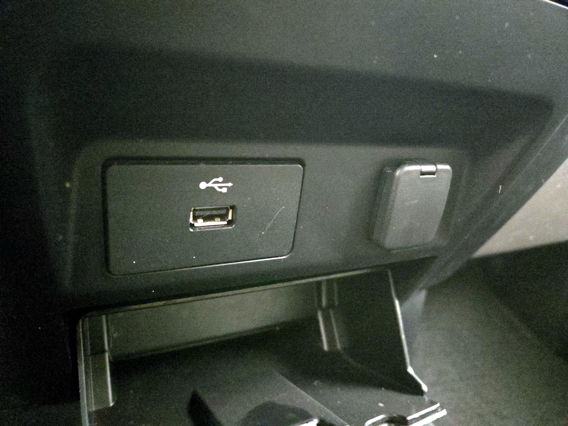 Thumbnail: 2016 Ford F-150 - 17