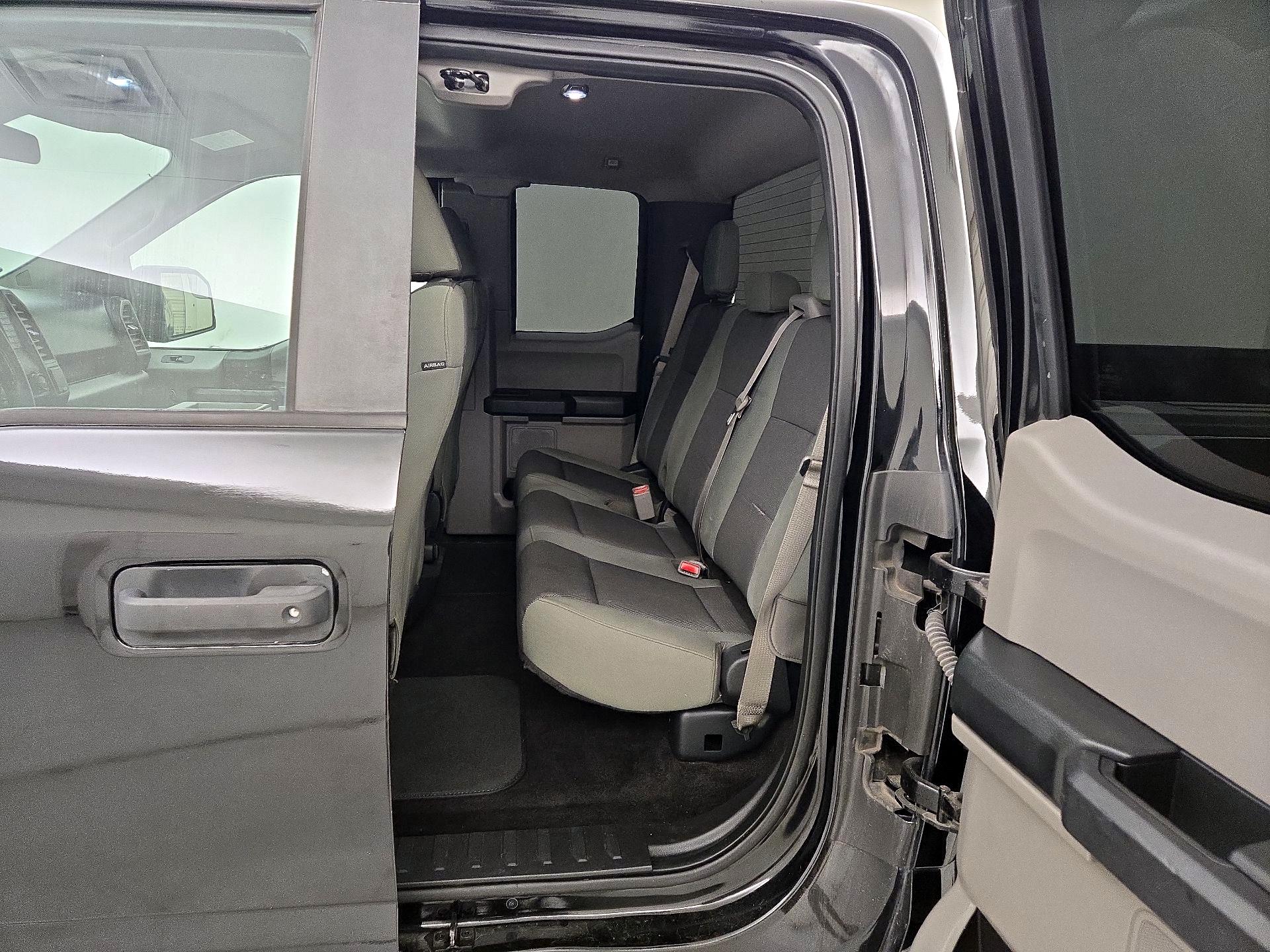 Thumbnail: 2016 Ford F-150 - 18