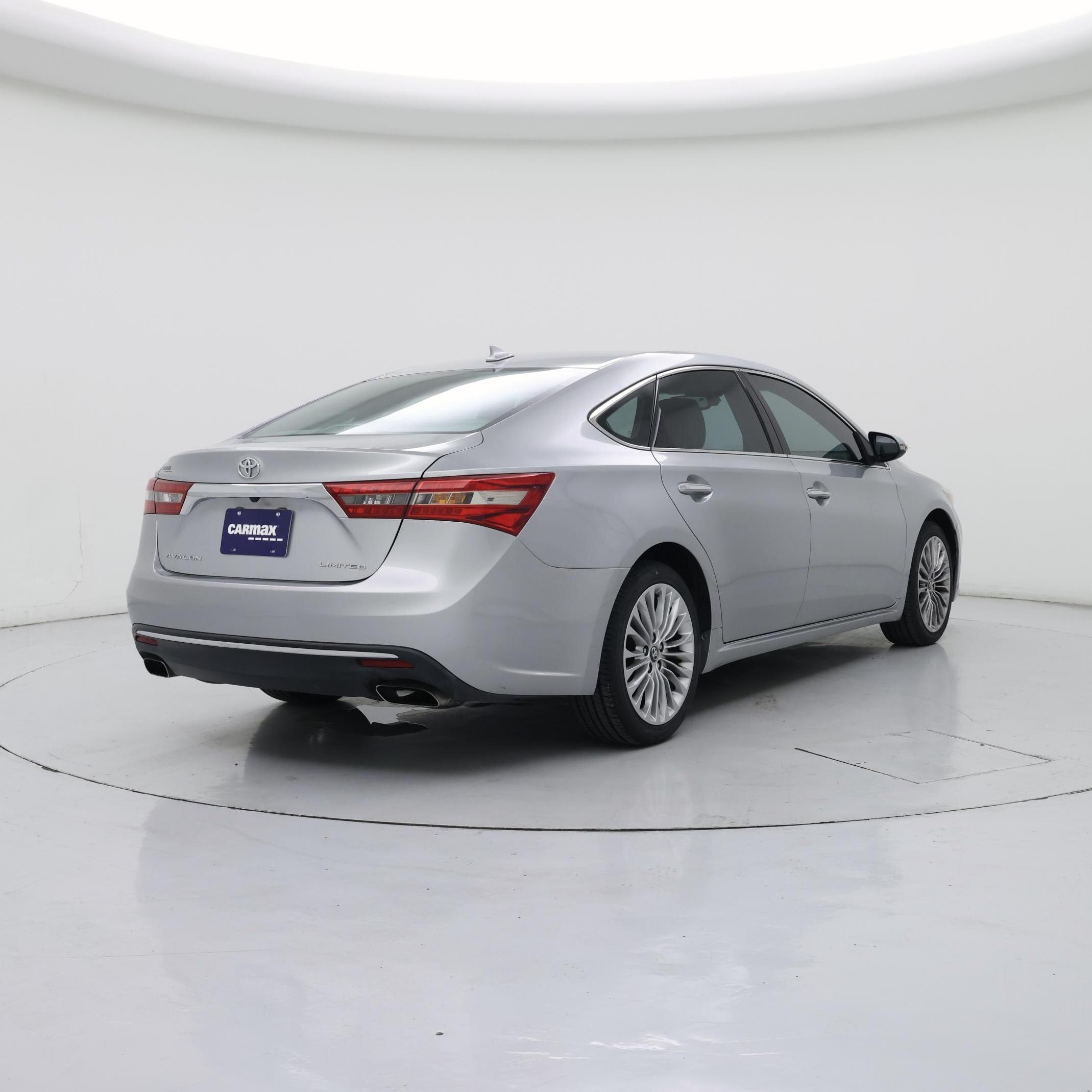Thumbnail: 2016 Toyota Avalon - 8