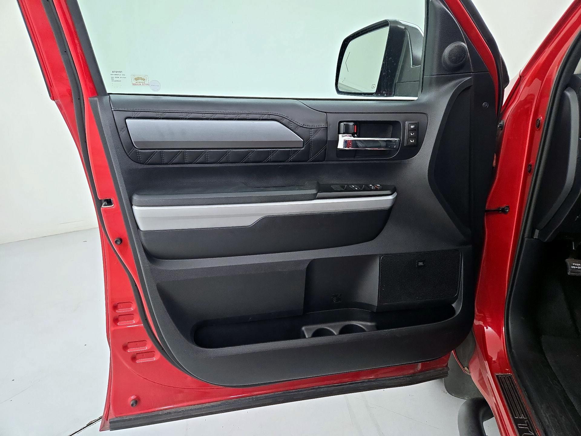Thumbnail: 2019 Toyota Tundra - 12