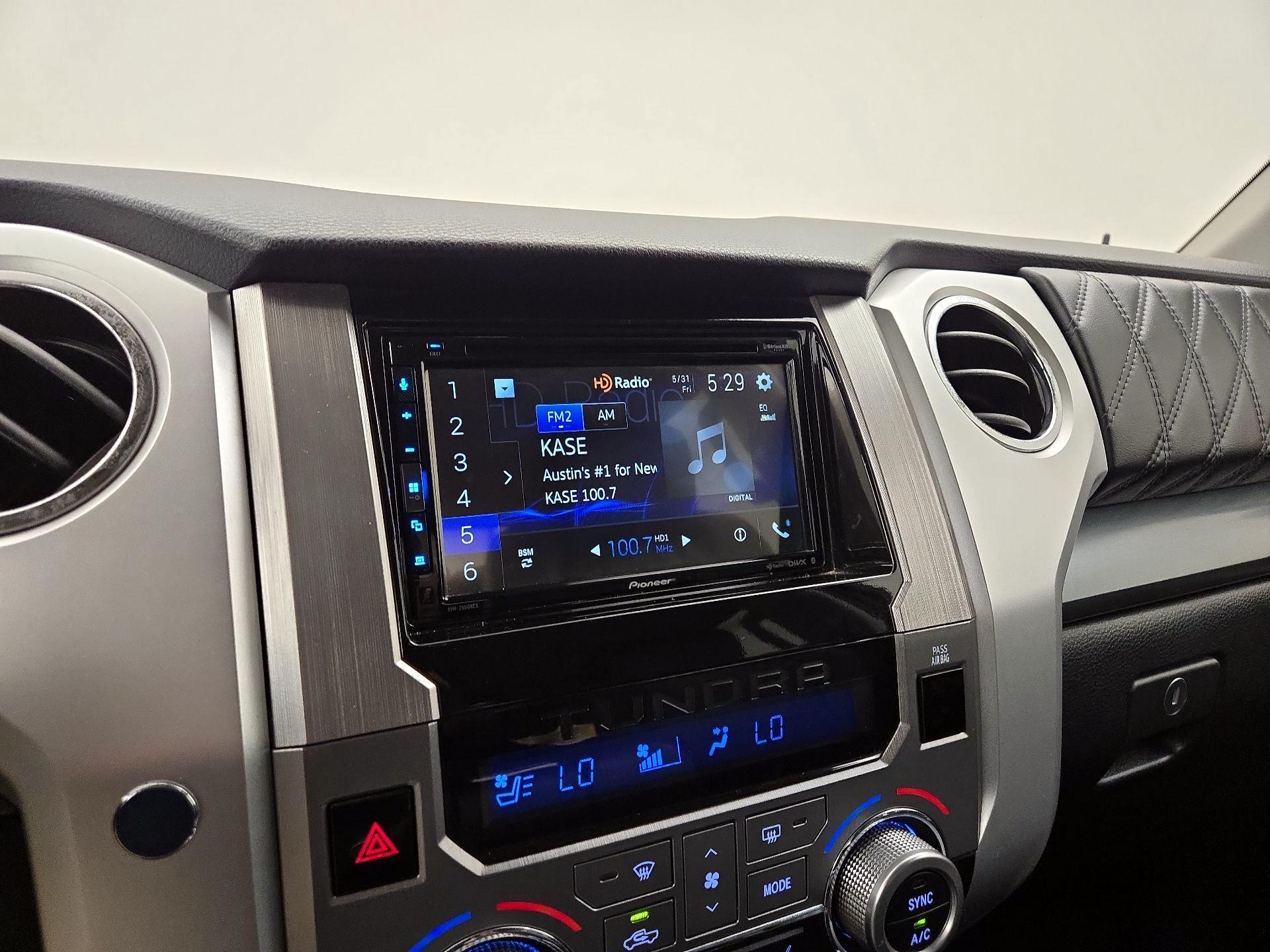 Thumbnail: 2019 Toyota Tundra - 15