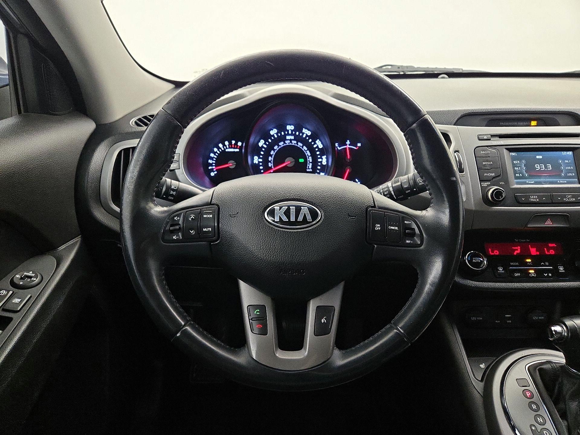 Thumbnail: 2016 Kia Sportage - 10