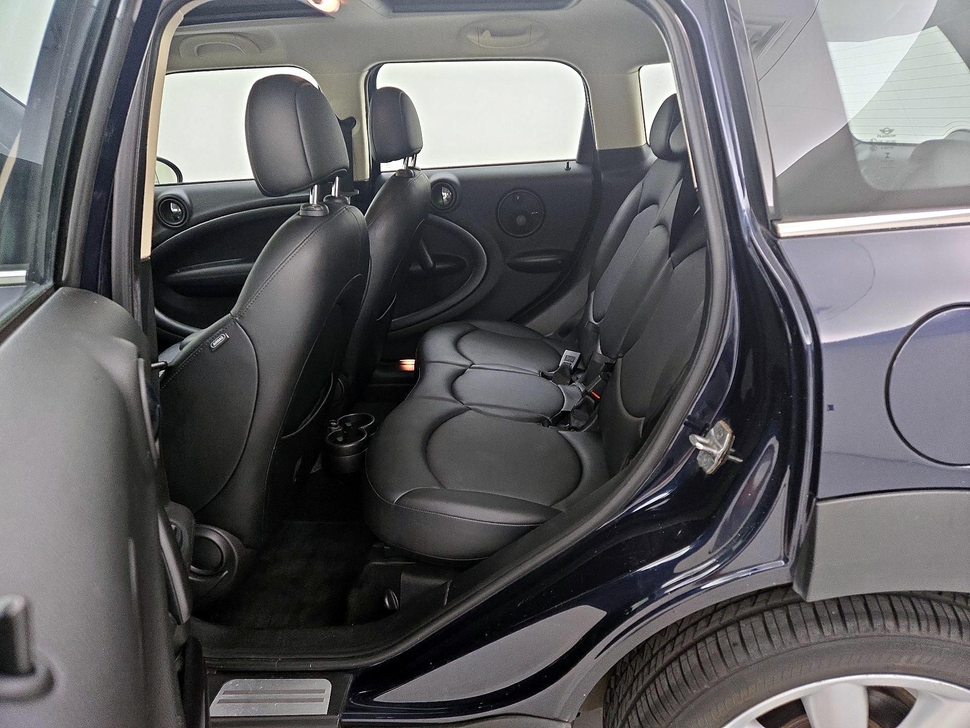 Thumbnail: 2015 MINI Cooper Countryman - 18