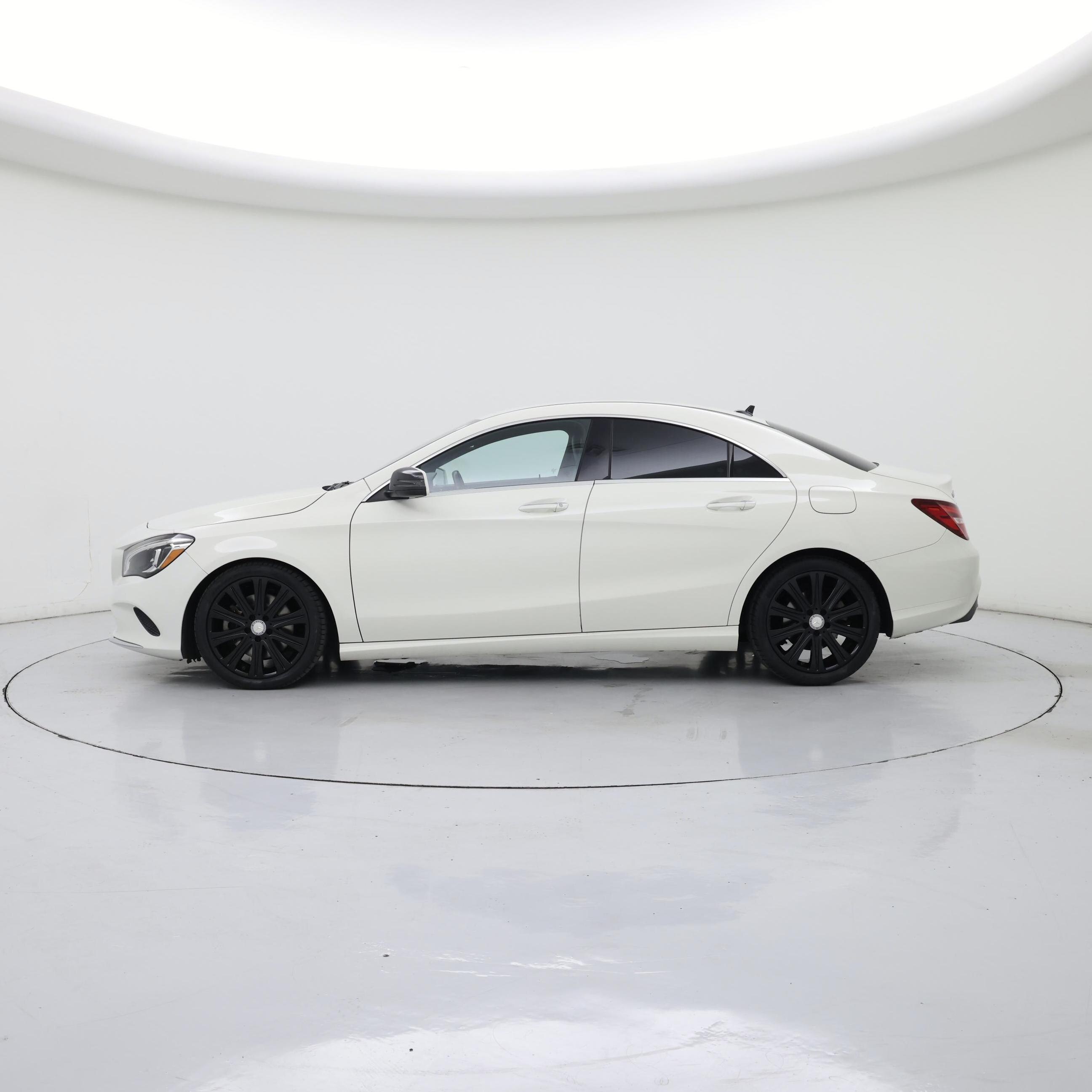 Thumbnail: 2017 Mercedes-Benz CLA - 3