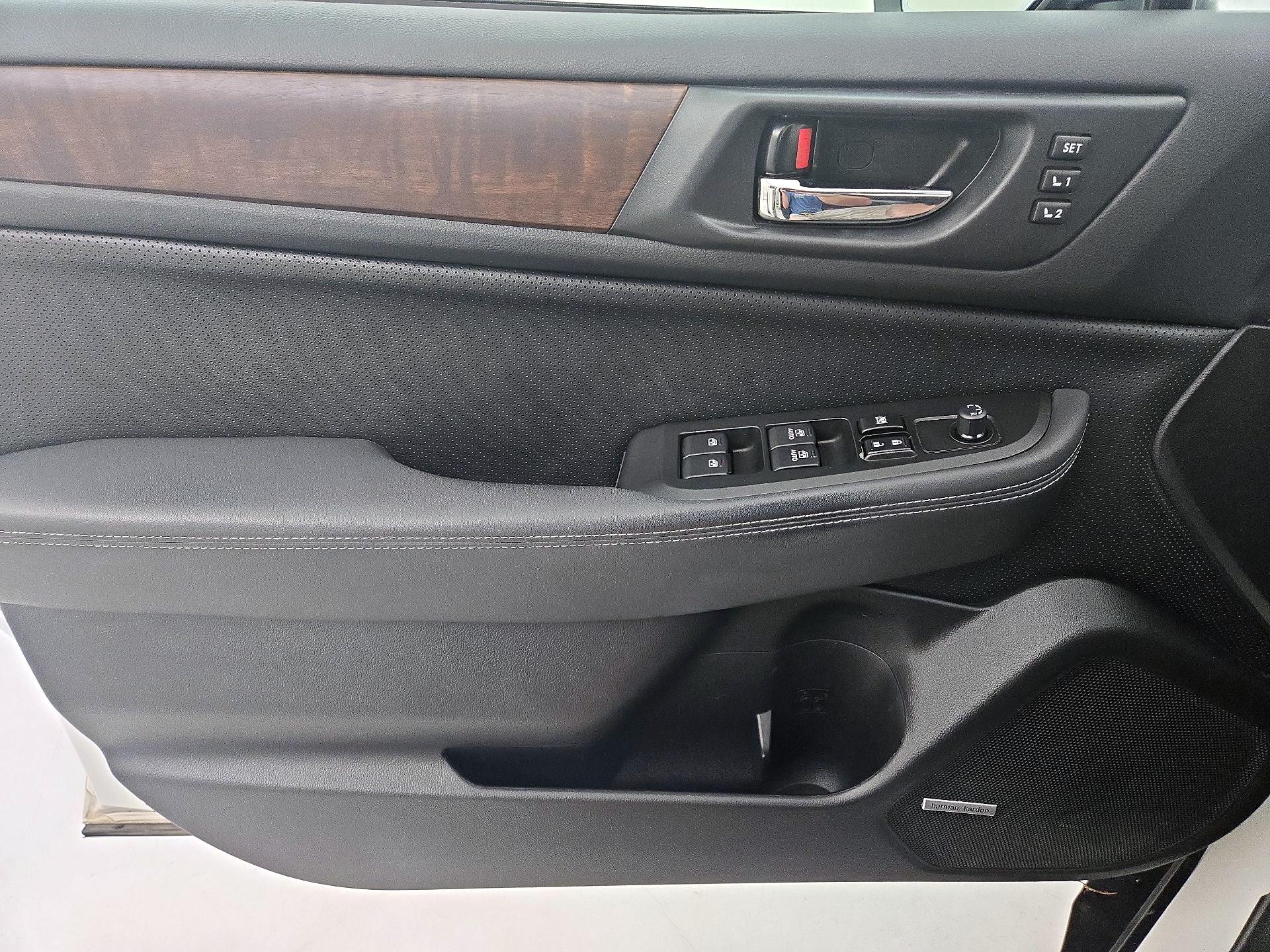 Thumbnail: 2015 Subaru Outback - 12