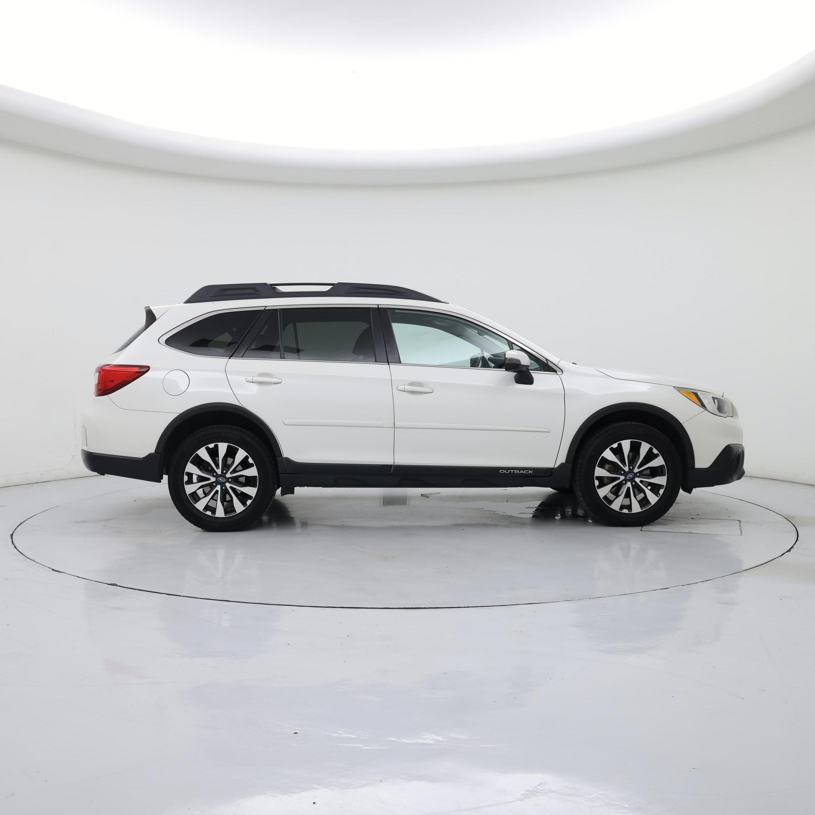 Thumbnail: 2015 Subaru Outback - 7