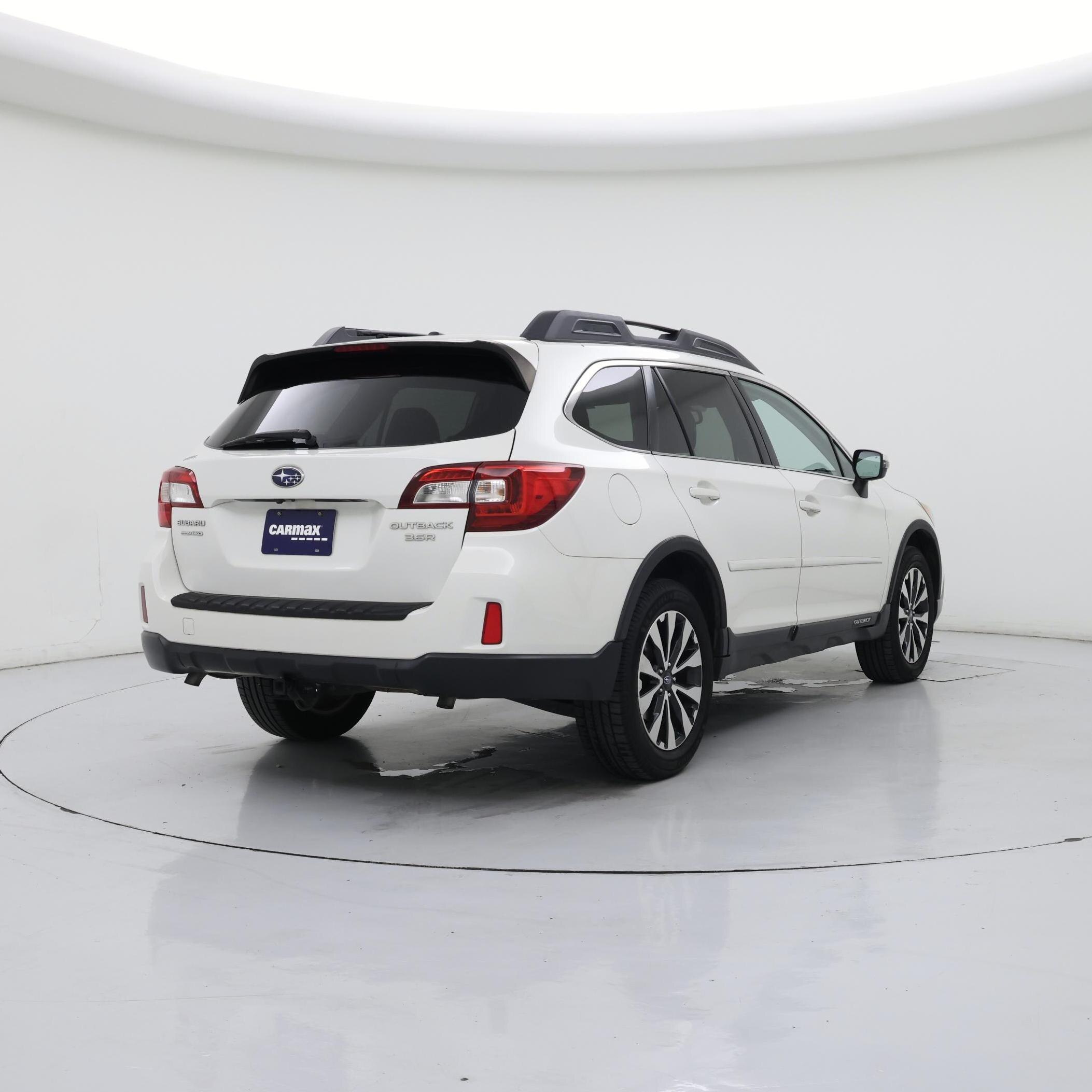 Thumbnail: 2015 Subaru Outback - 8