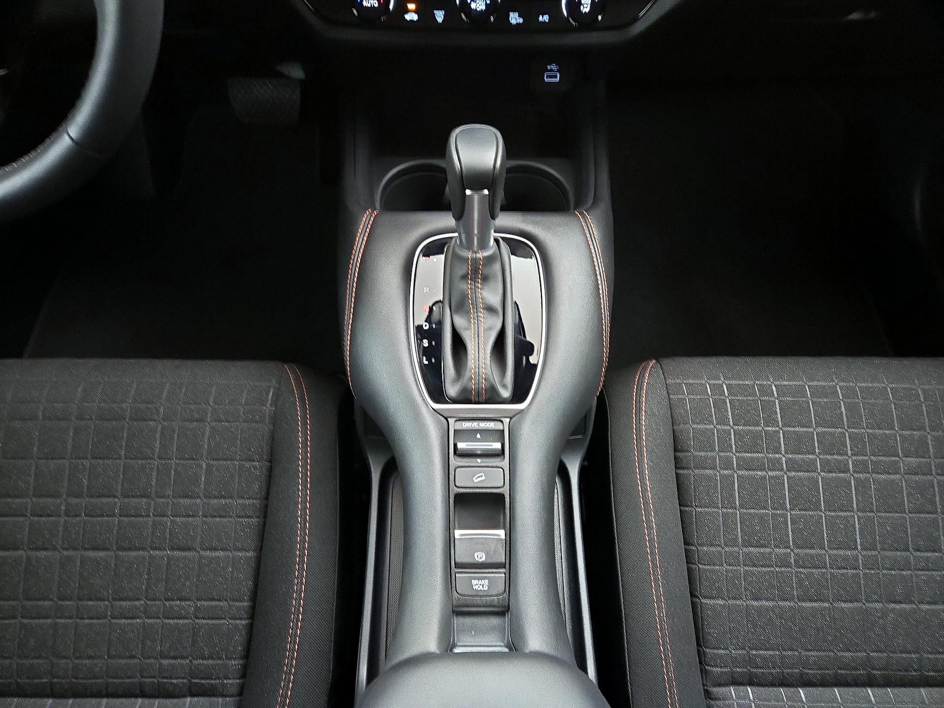 Thumbnail: 2025 Honda HR-V - 17