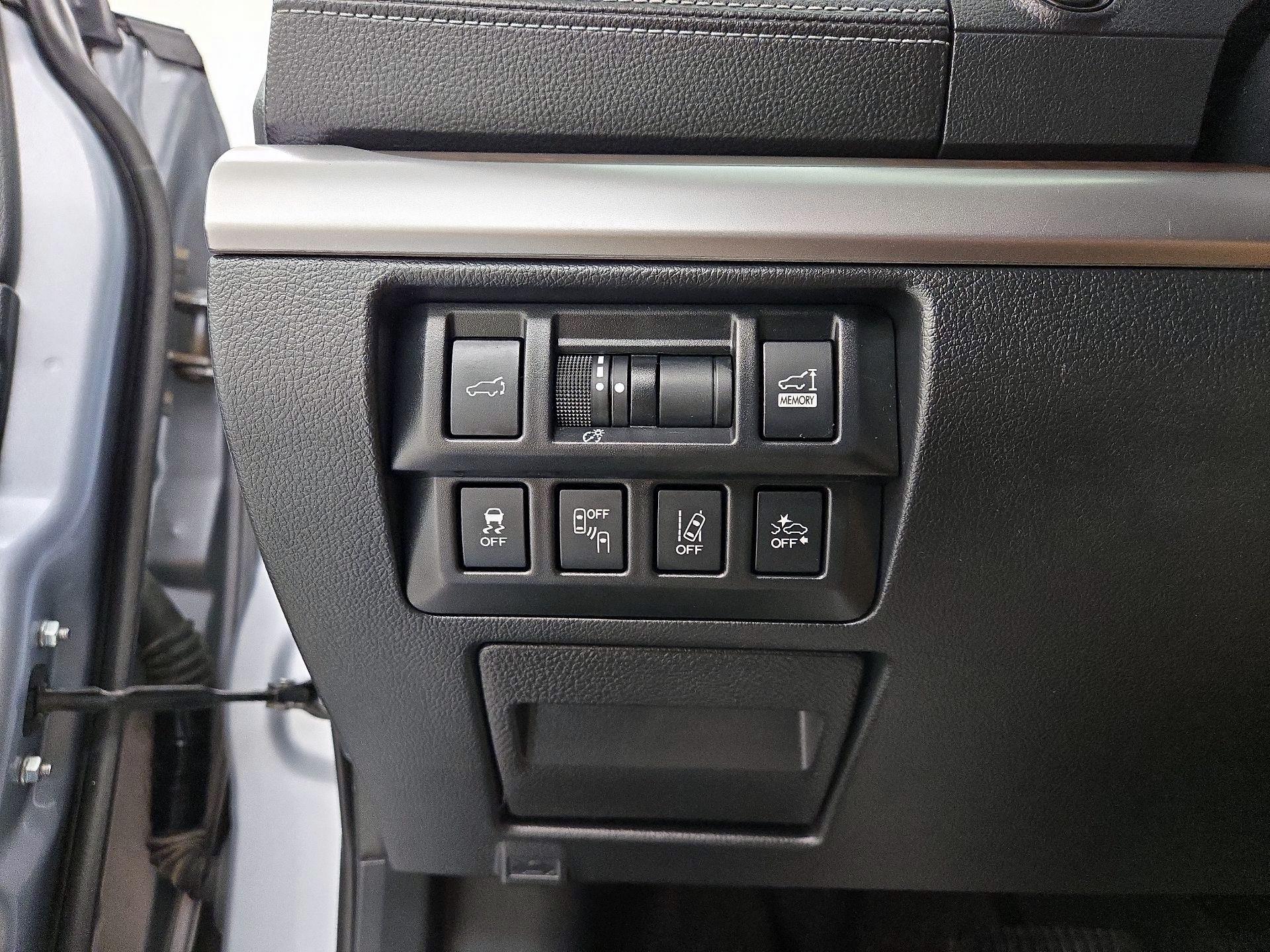 Thumbnail: 2018 Subaru Outback - 13