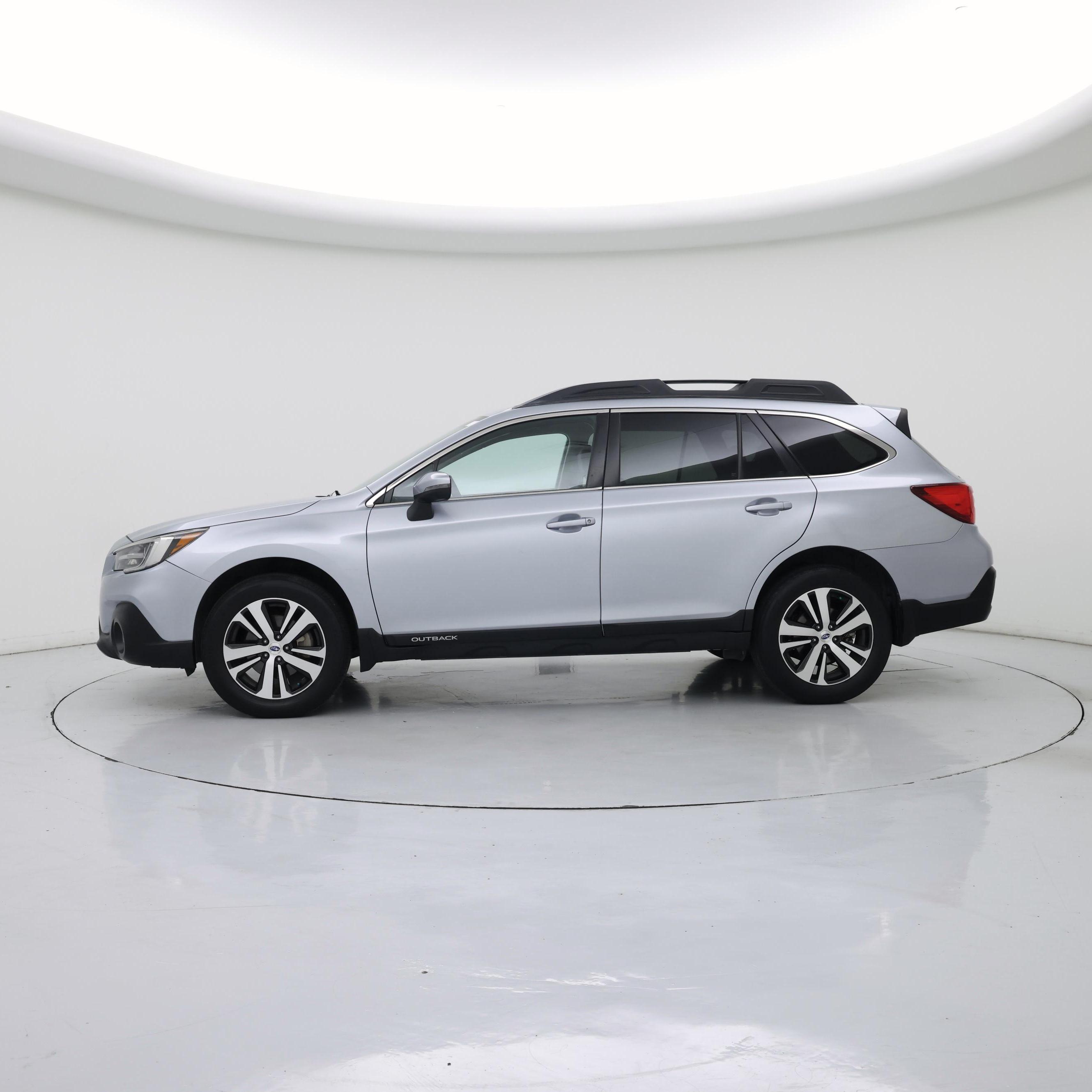 Thumbnail: 2018 Subaru Outback - 3