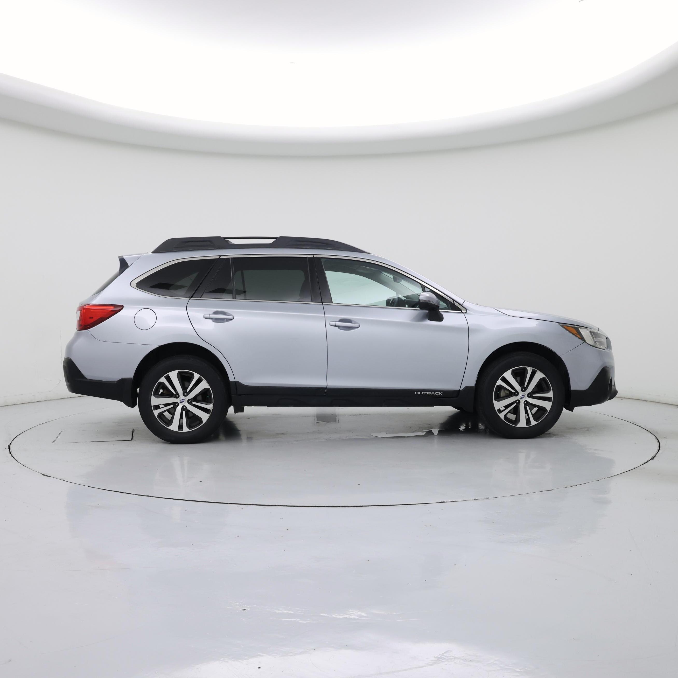 Thumbnail: 2018 Subaru Outback - 7