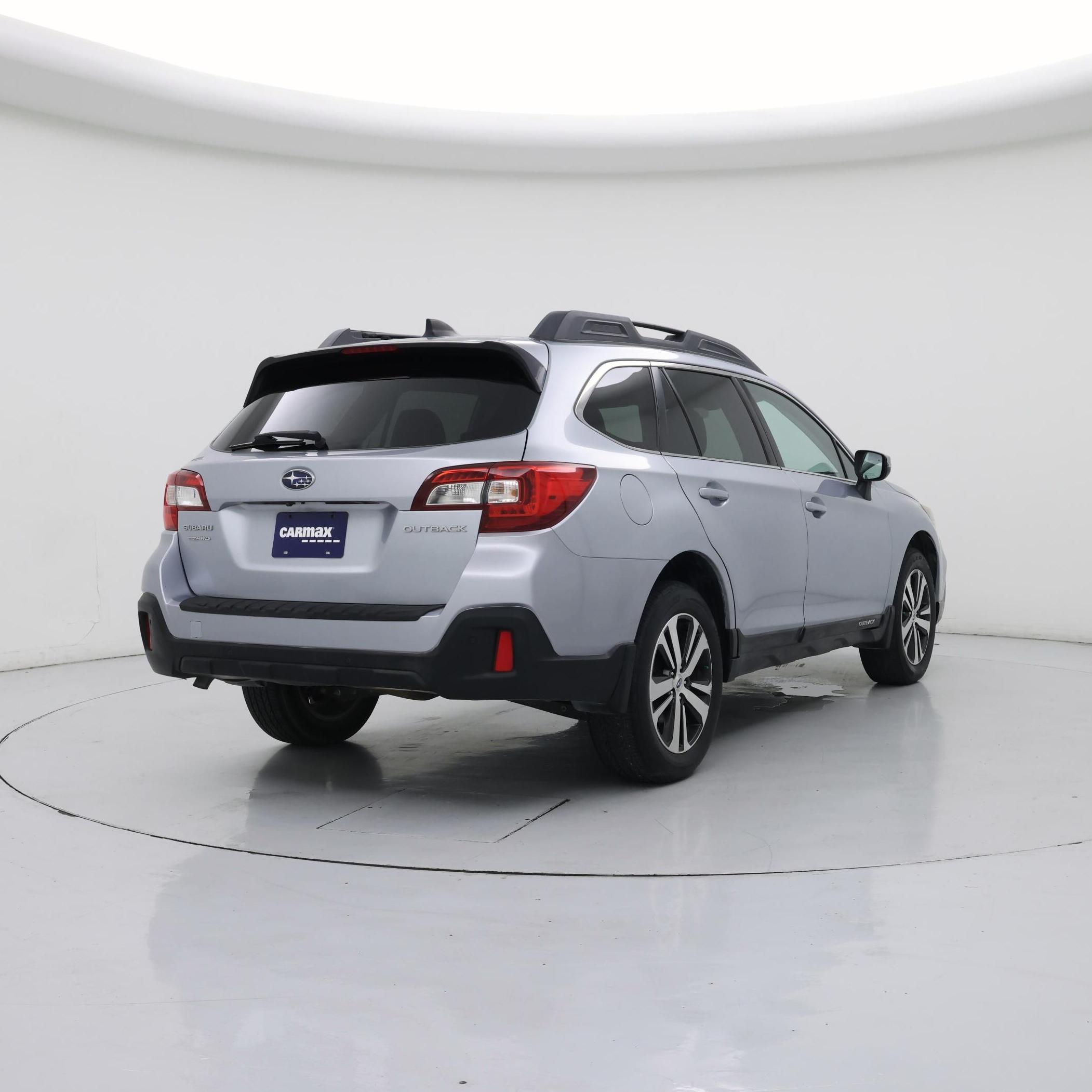 Thumbnail: 2018 Subaru Outback - 8