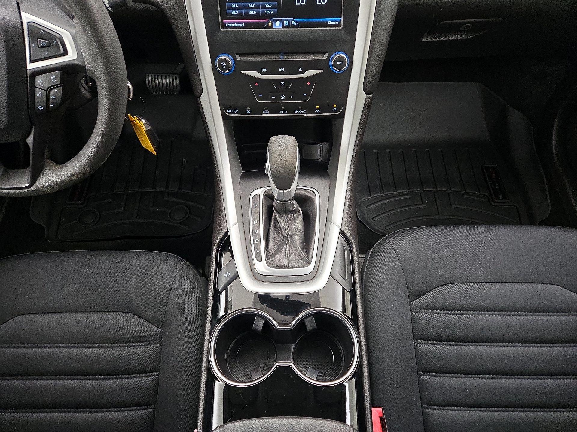 Thumbnail: 2014 Ford Fusion - 18