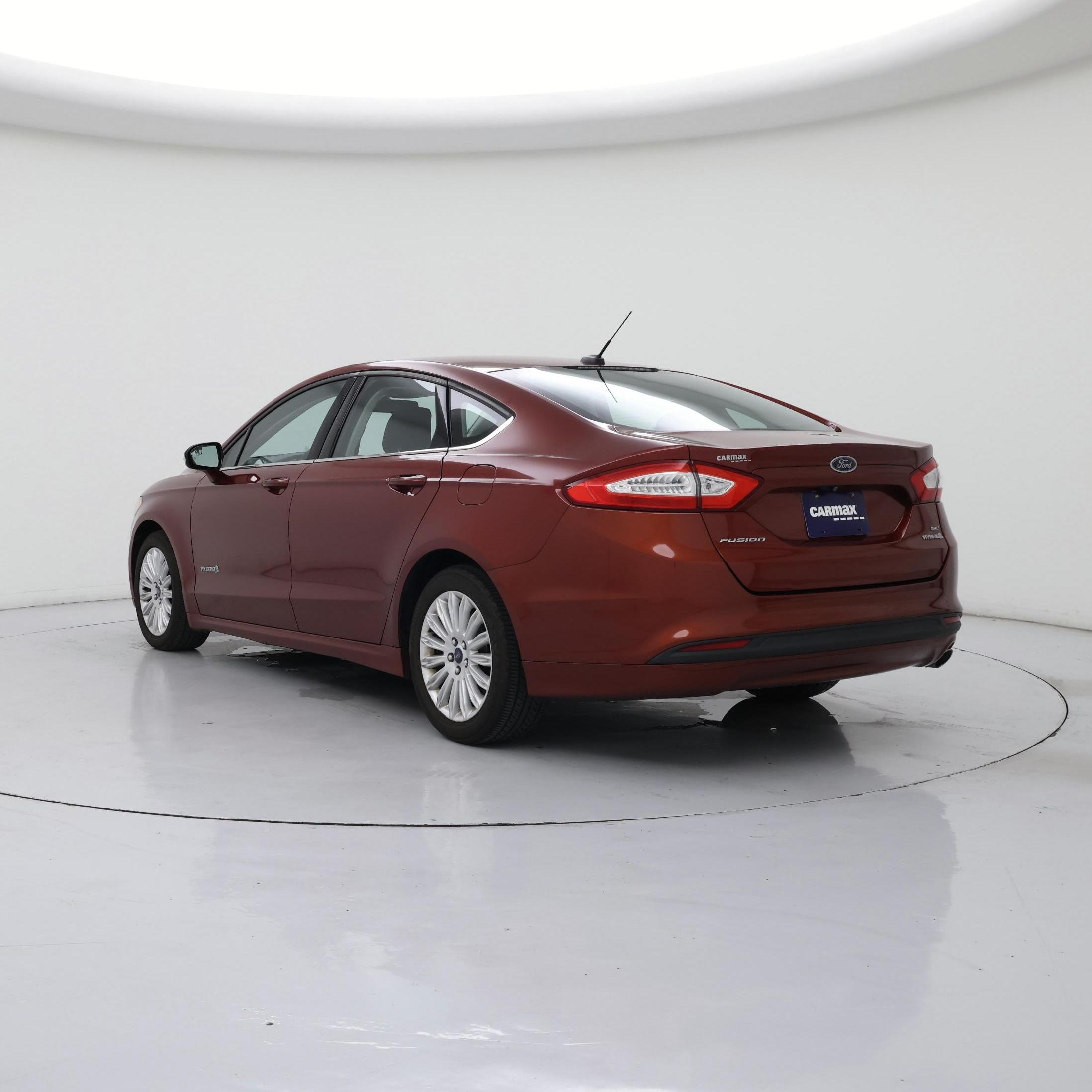 Thumbnail: 2014 Ford Fusion - 2