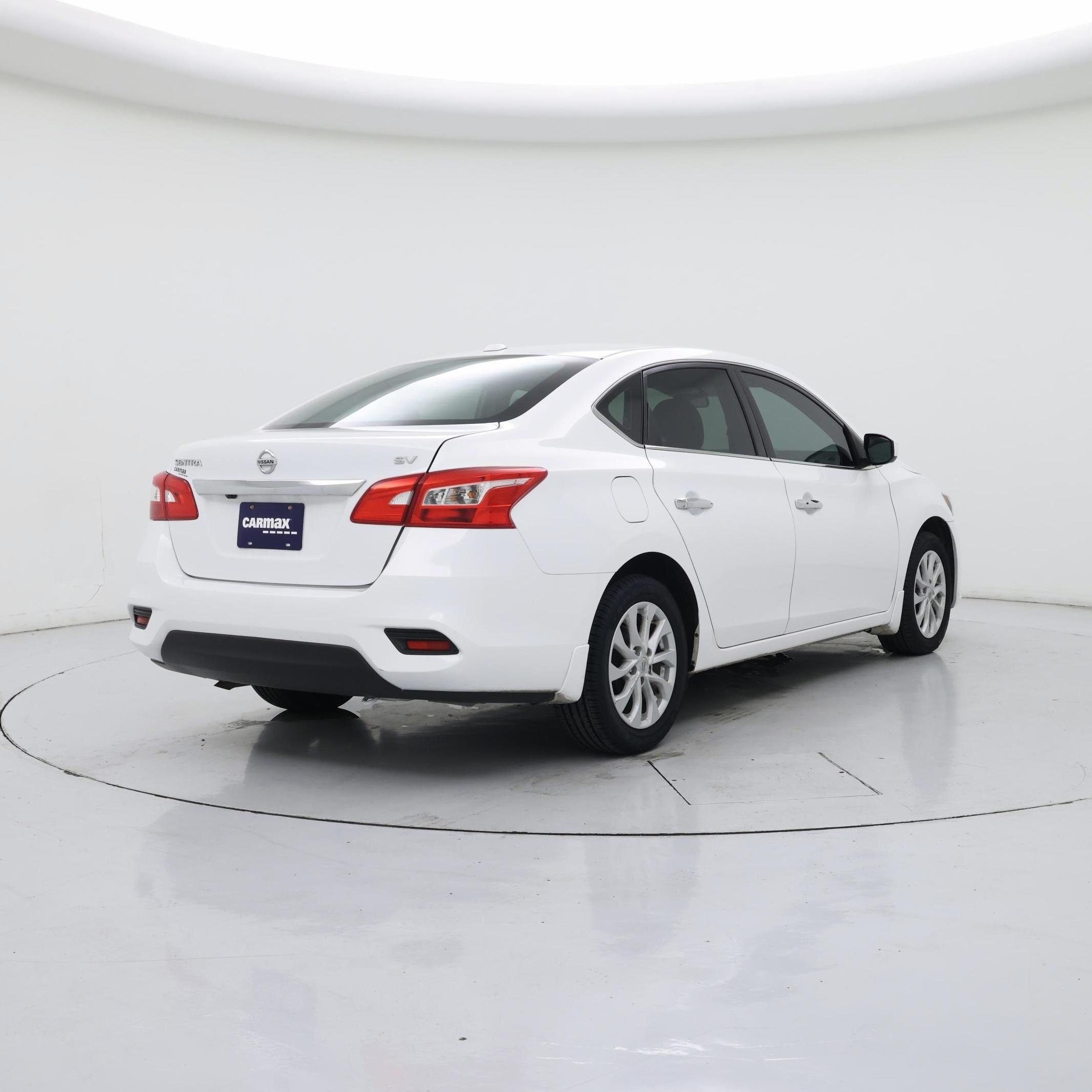 Thumbnail: 2018 Nissan Sentra - 8