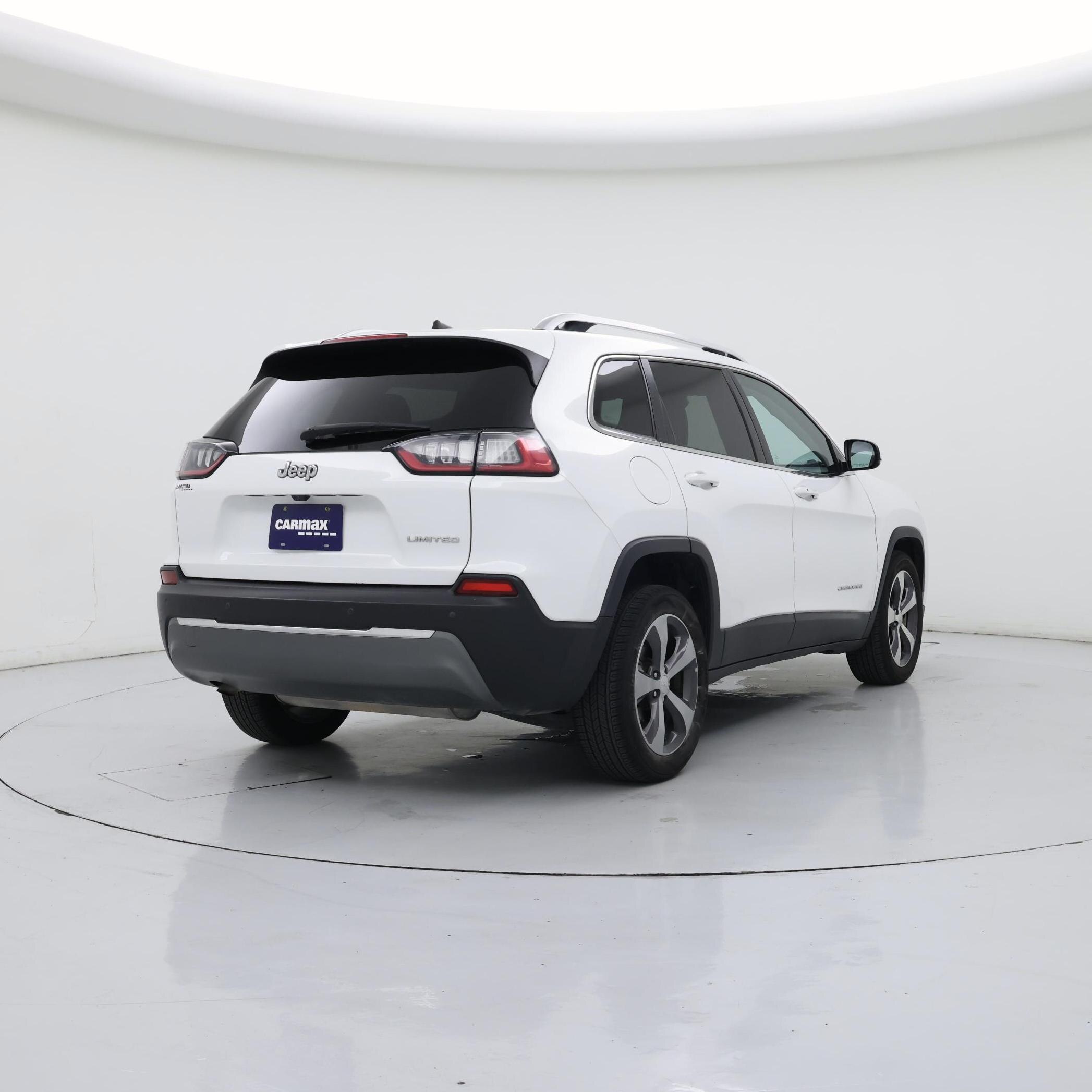 Thumbnail: 2020 Jeep Cherokee - 8