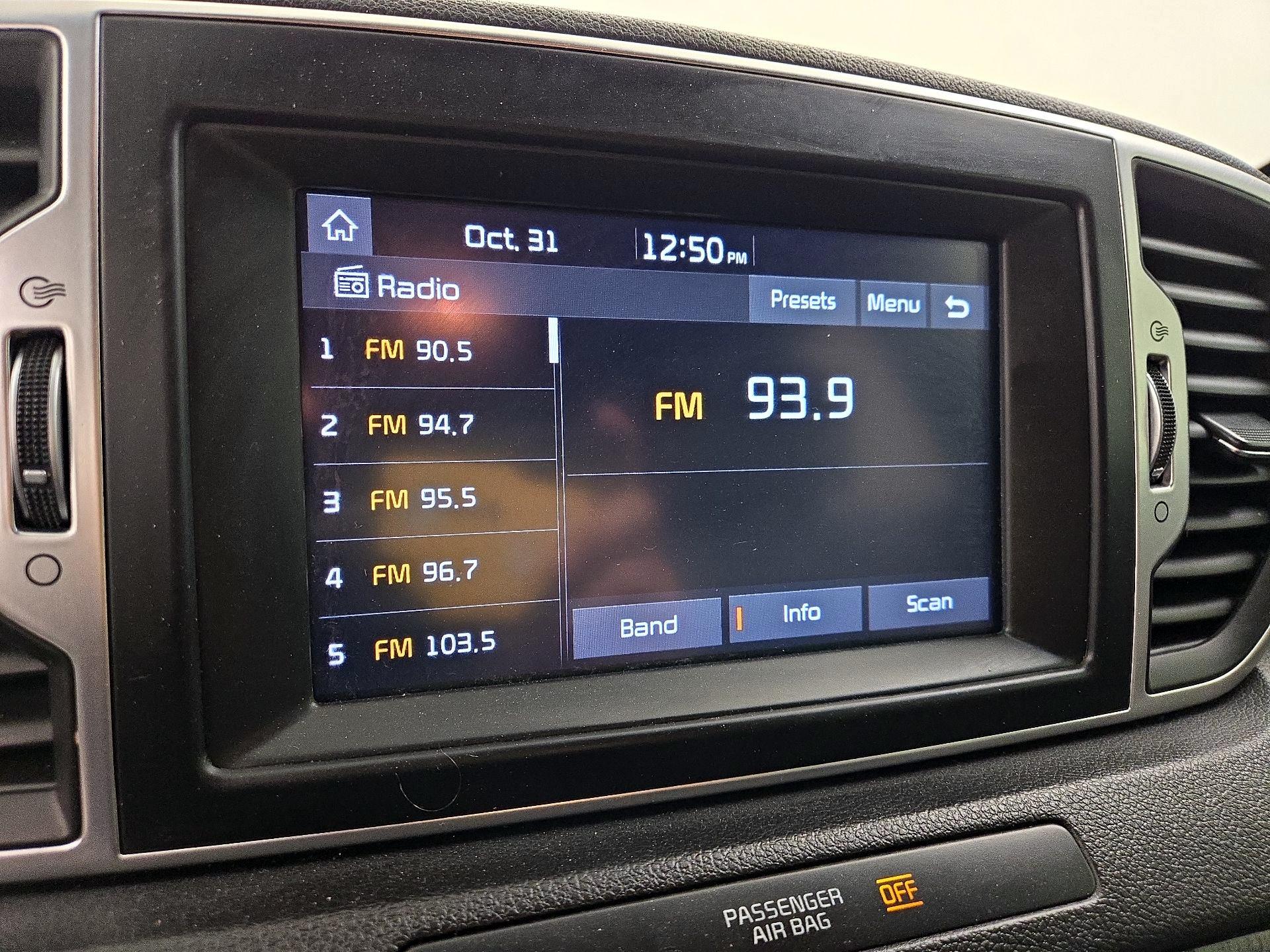 Thumbnail: 2019 Kia Sportage - 15