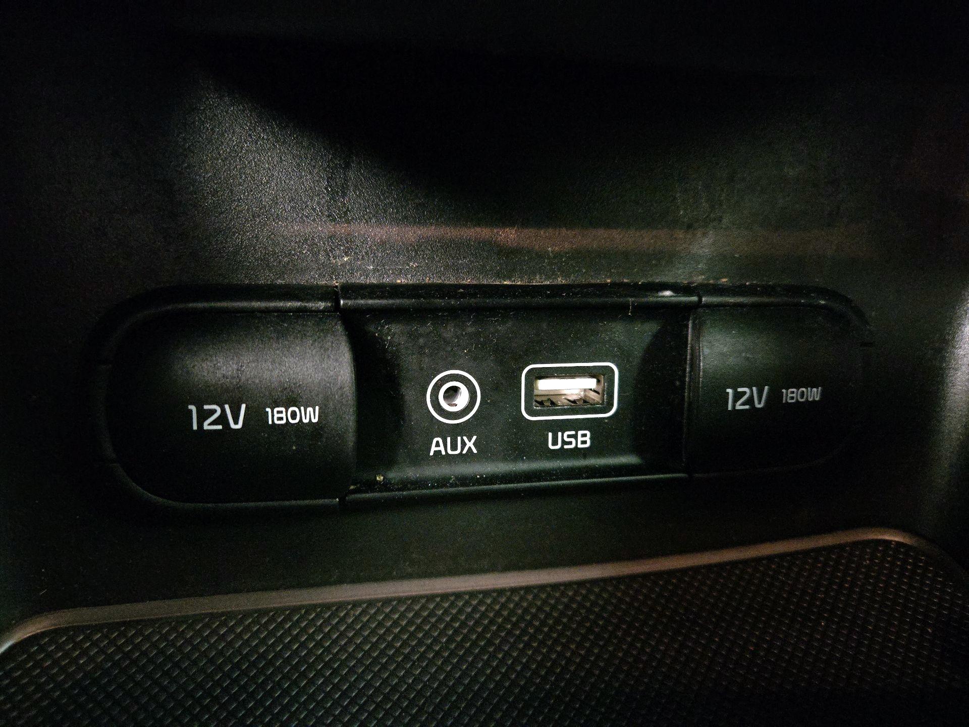 Thumbnail: 2019 Kia Sportage - 18