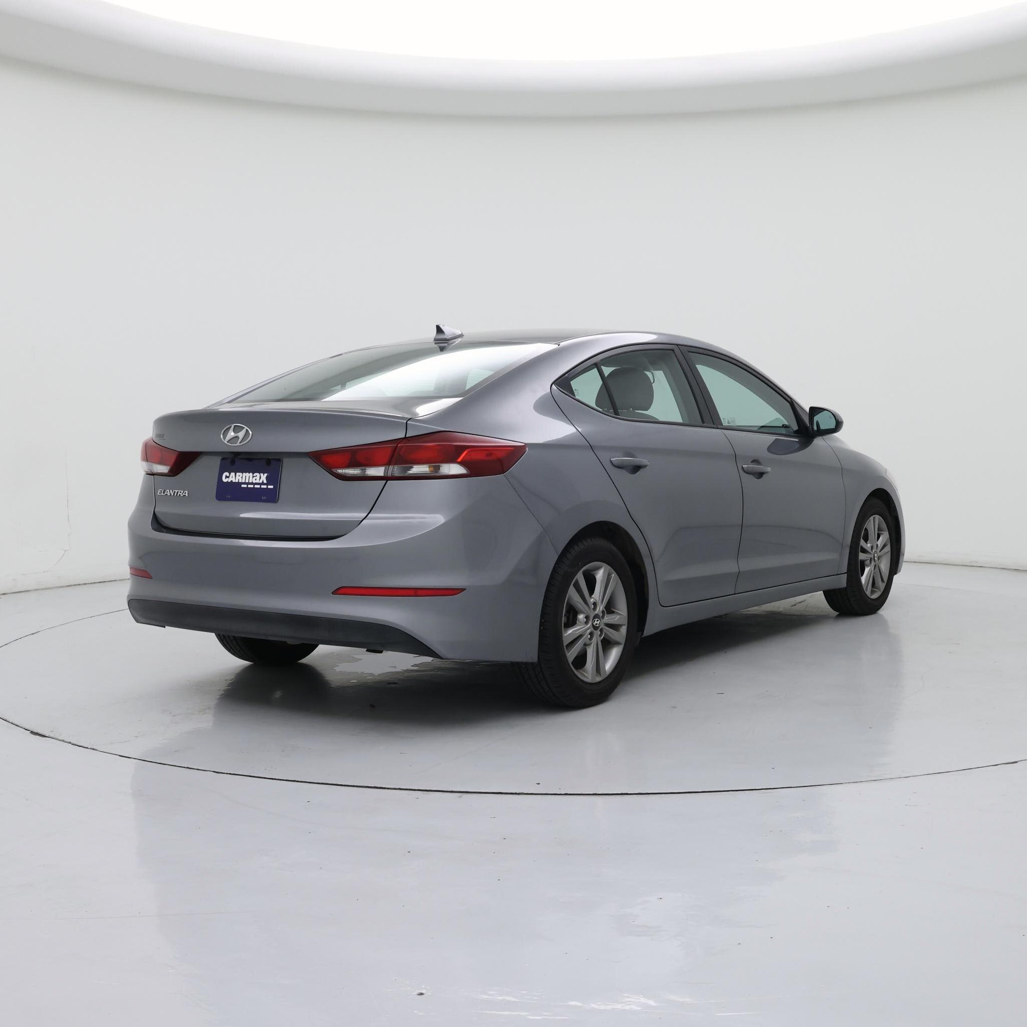 Thumbnail: 2018 Hyundai Elantra - 8