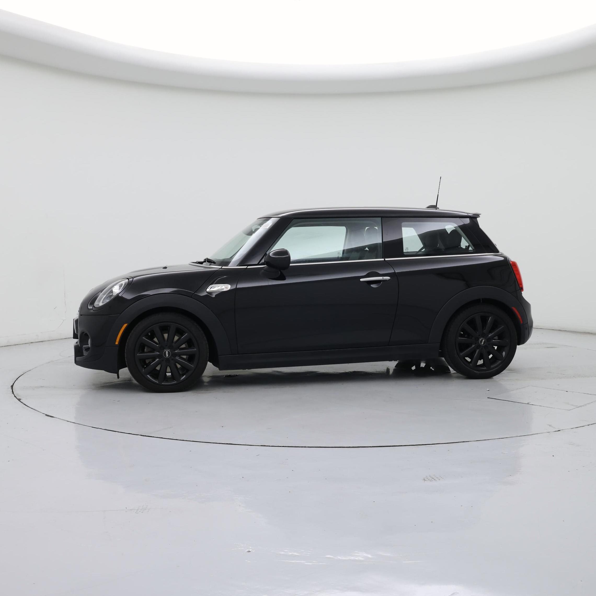 Thumbnail: 2019 MINI Cooper Hardtop - 3