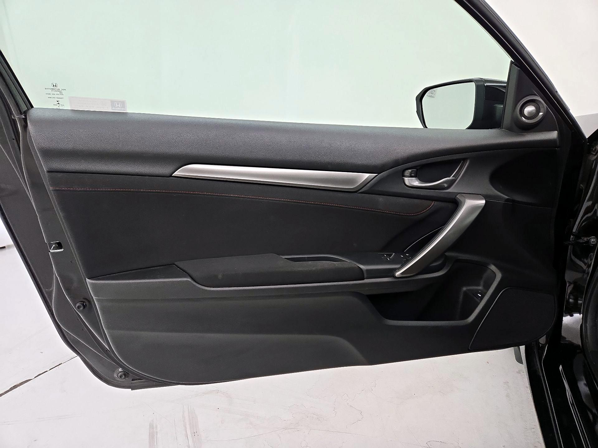 Thumbnail: 2019 Honda Civic - 12