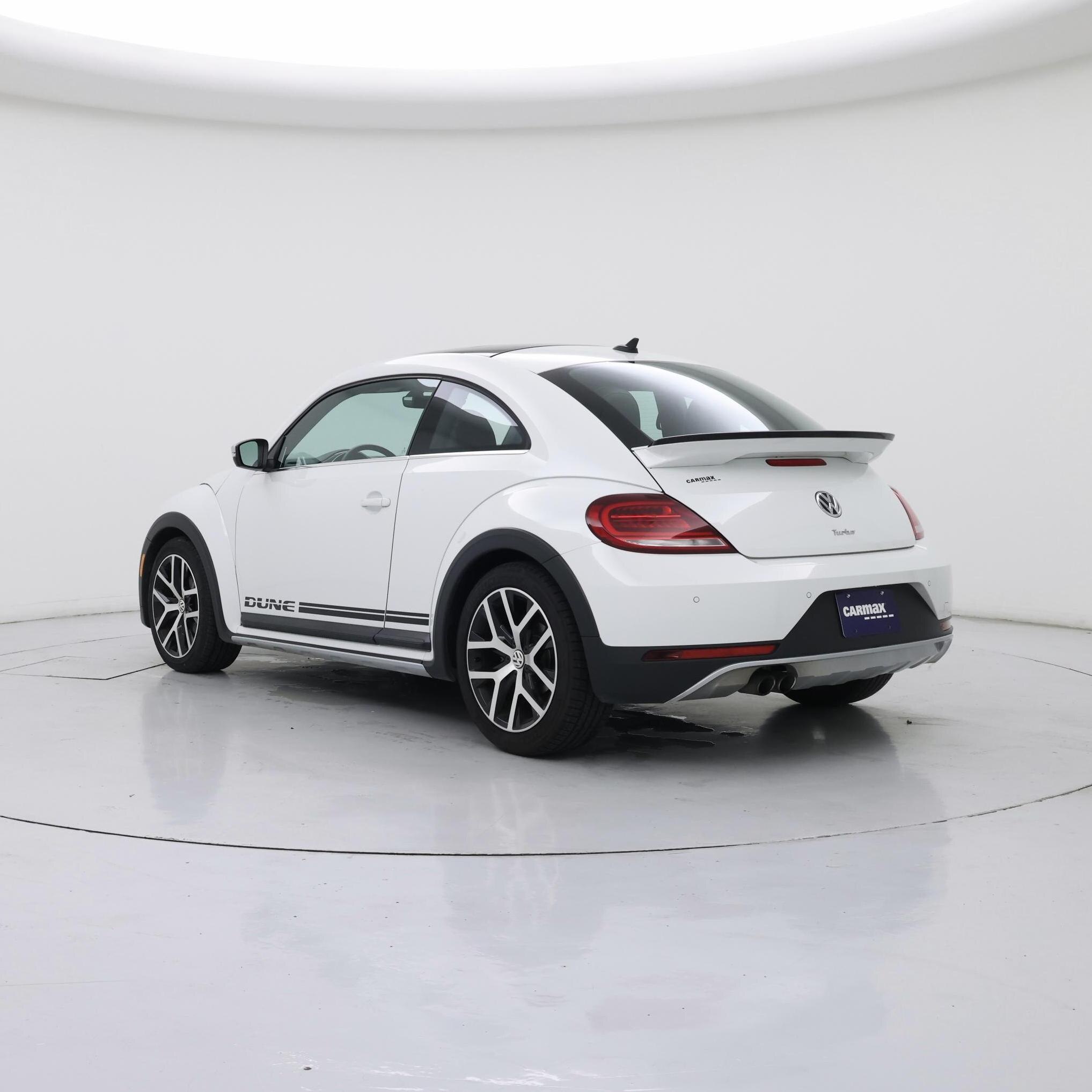 Thumbnail: 2018 Volkswagen Beetle - 2