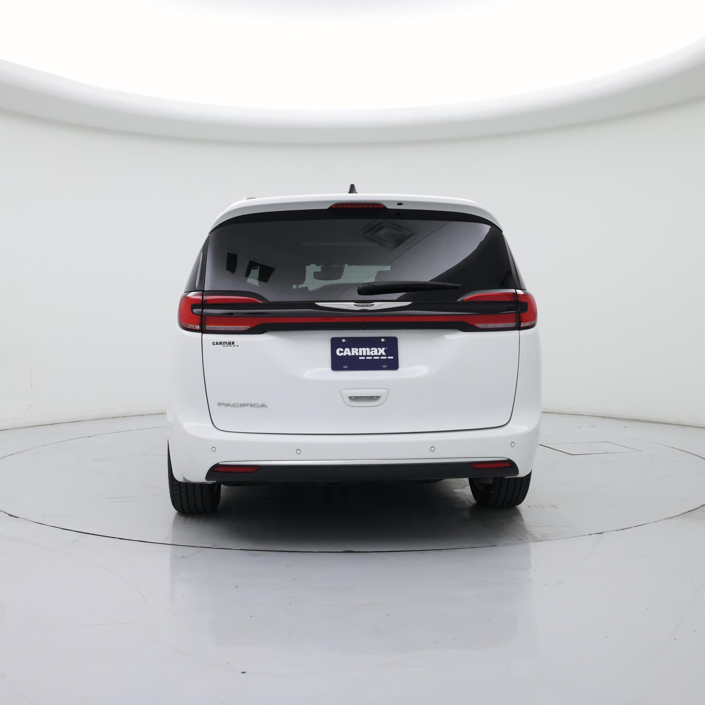 Thumbnail: 2024 Chrysler Pacifica - 6