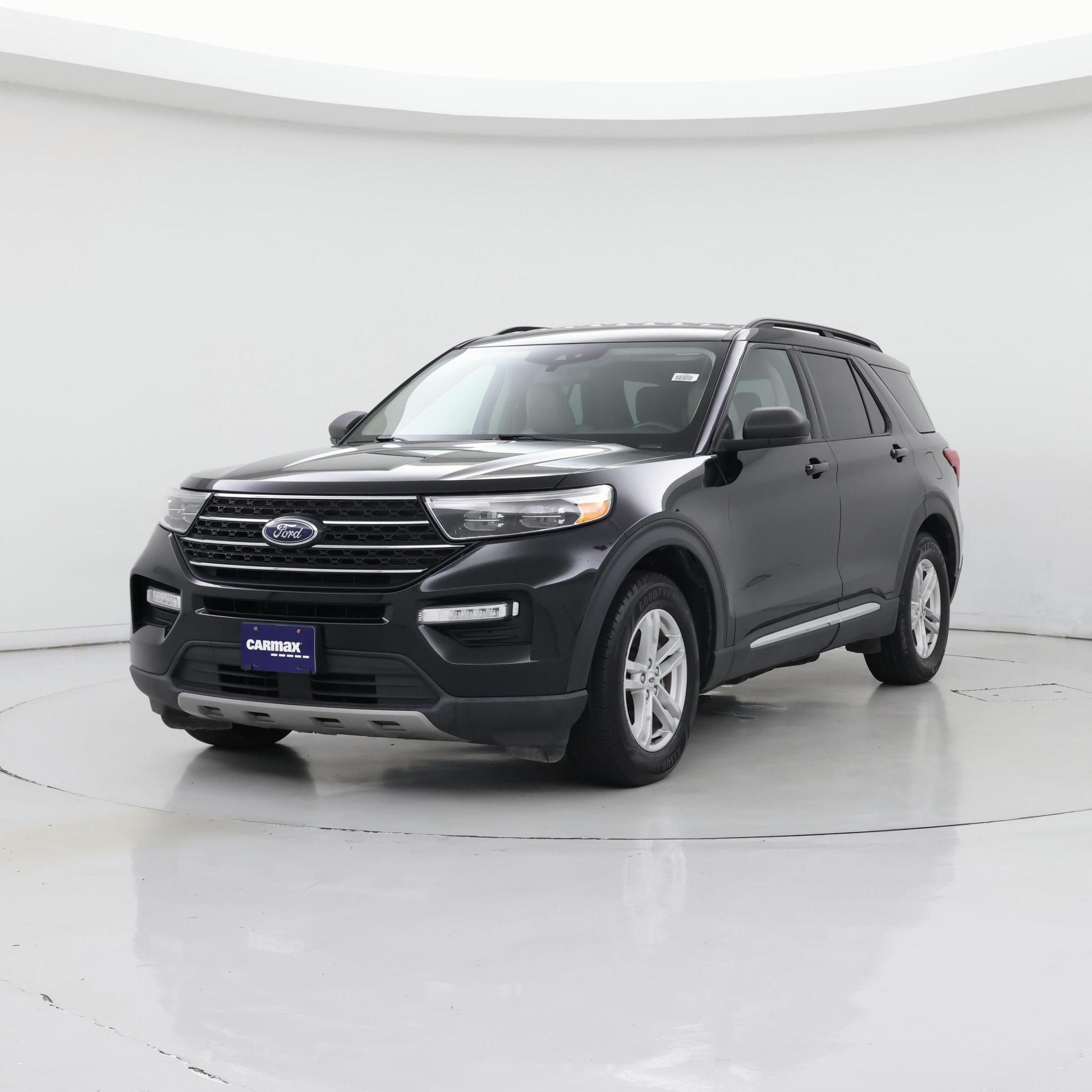 Thumbnail: 2022 Ford Explorer - 4