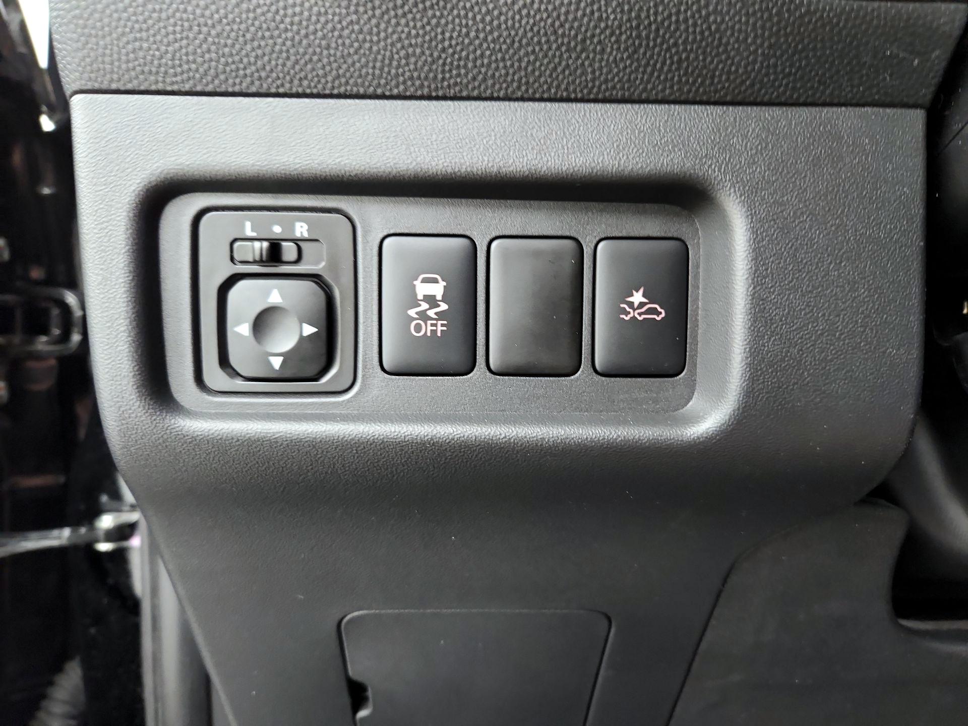 Thumbnail: 2024 Mitsubishi Mirage - 13