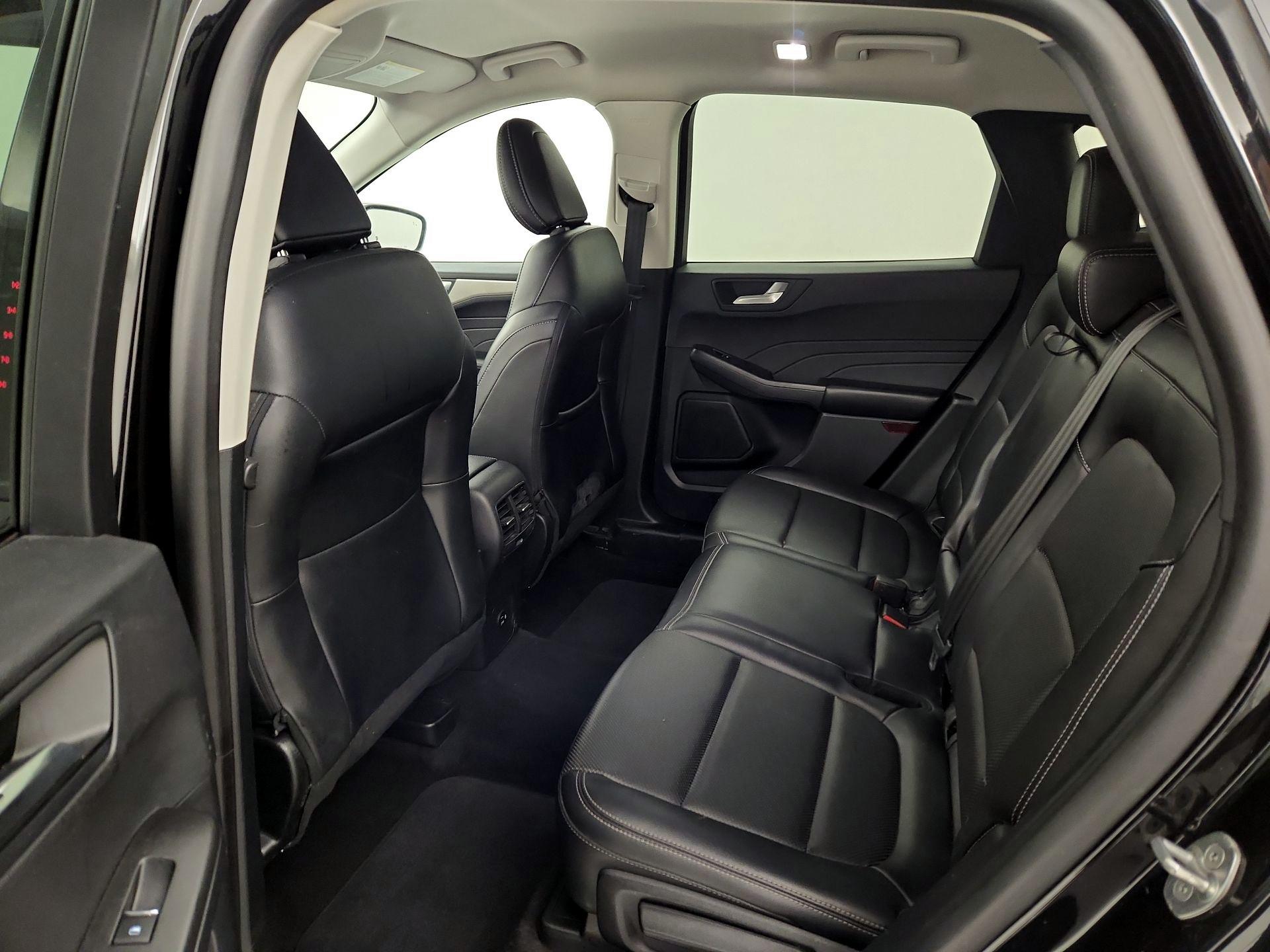 Thumbnail: 2021 Ford Escape - 19