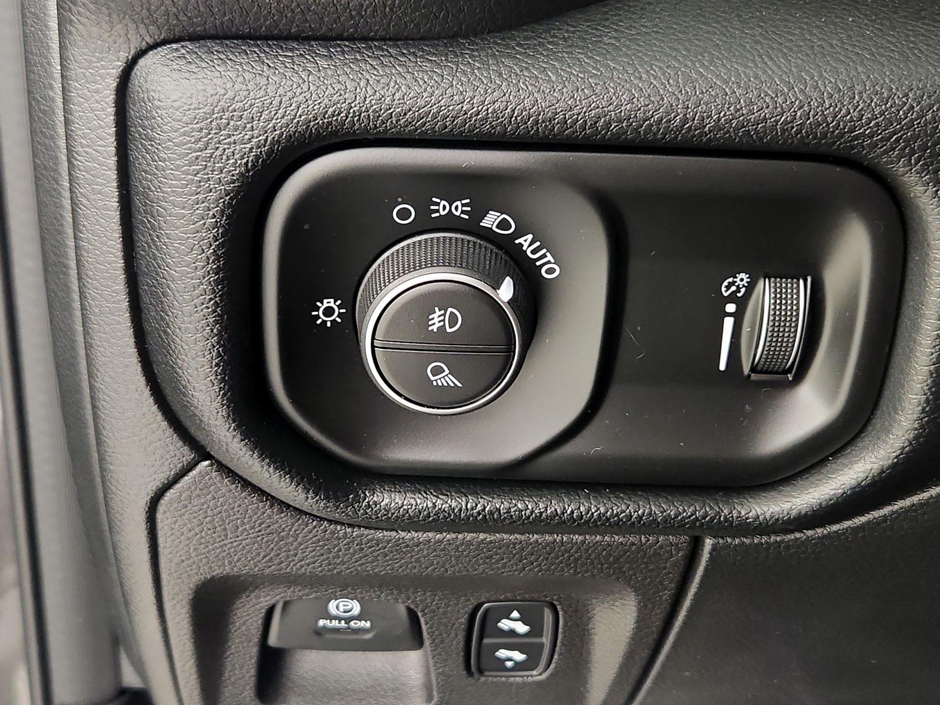 Thumbnail: 2021 RAM 1500 - 13