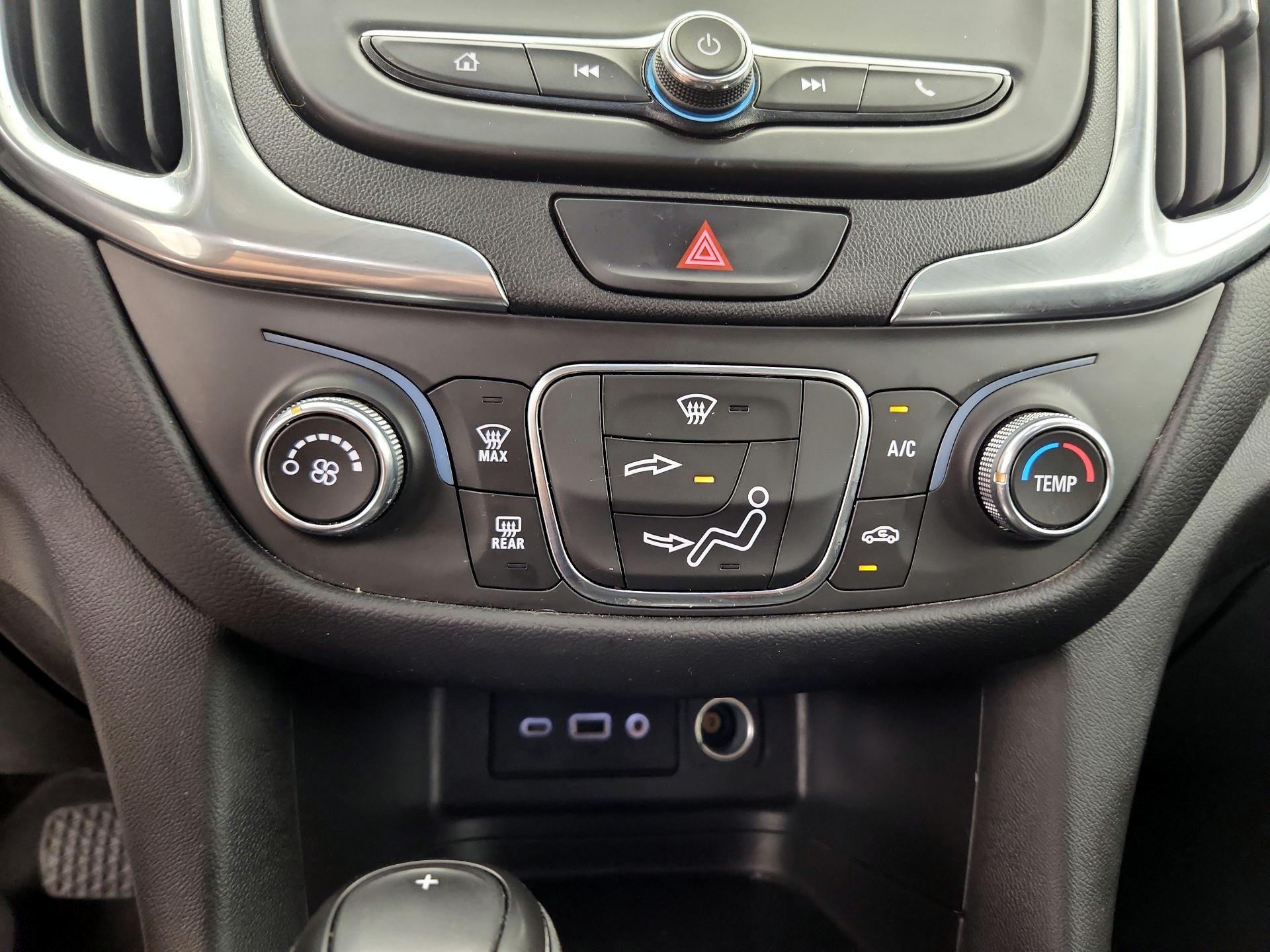 Thumbnail: 2021 Chevrolet Equinox - 16