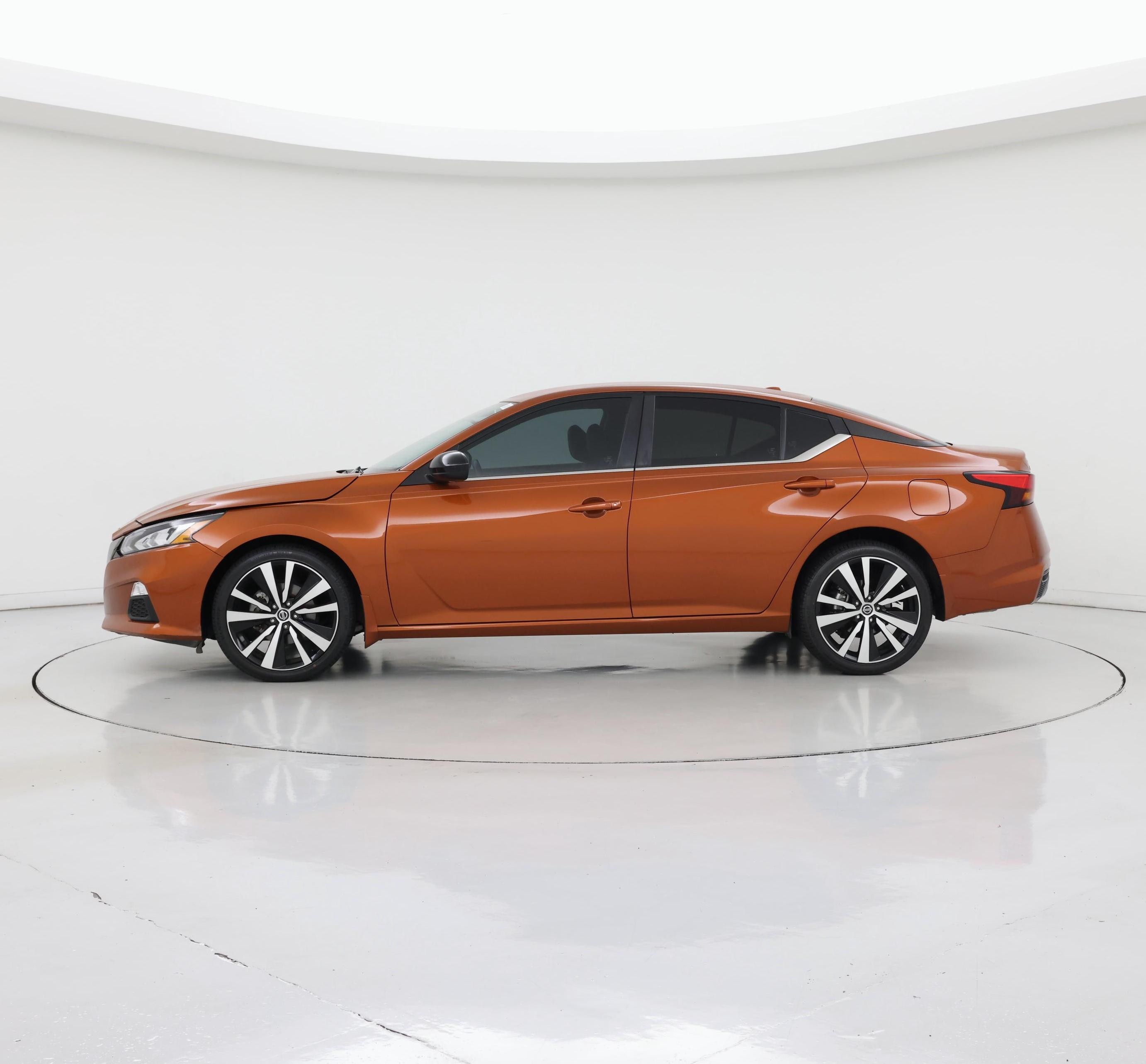 Thumbnail: 2021 Nissan Altima - 3