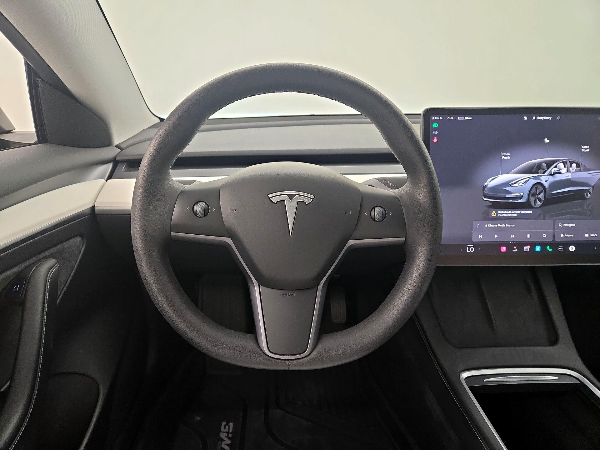 Thumbnail: 2023 Tesla Model 3 - 10