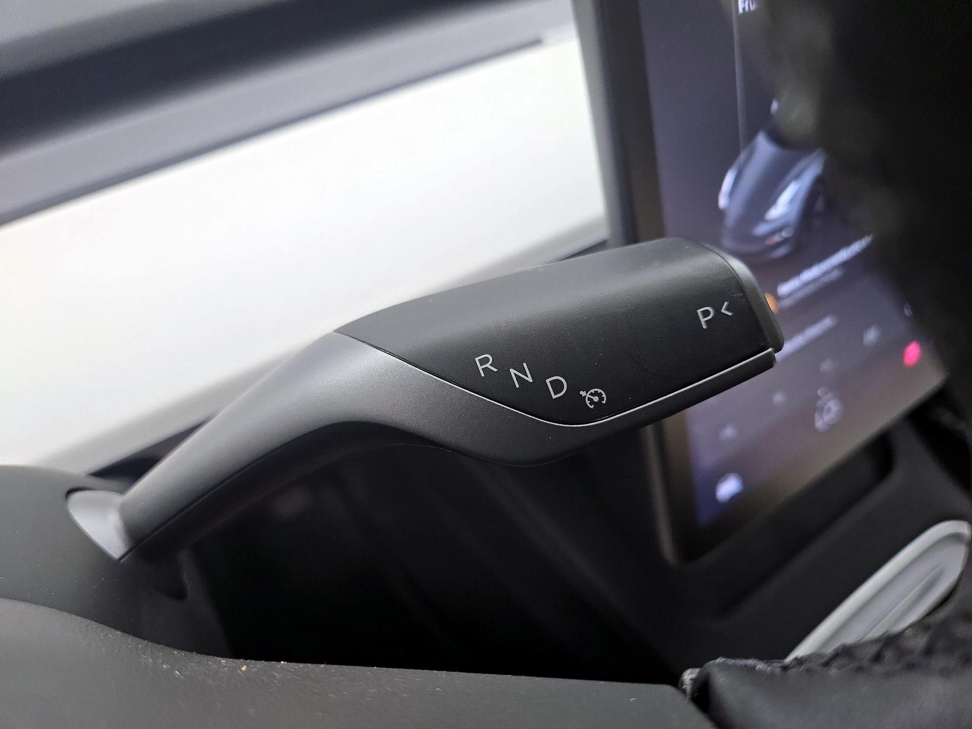 Thumbnail: 2023 Tesla Model 3 - 18
