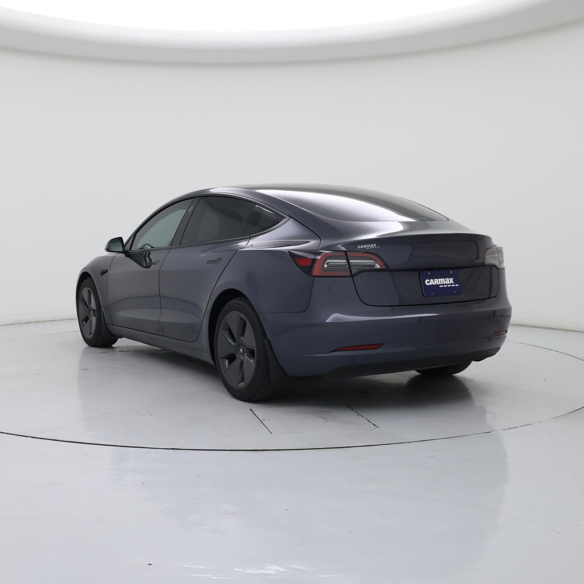 Thumbnail: 2023 Tesla Model 3 - 2