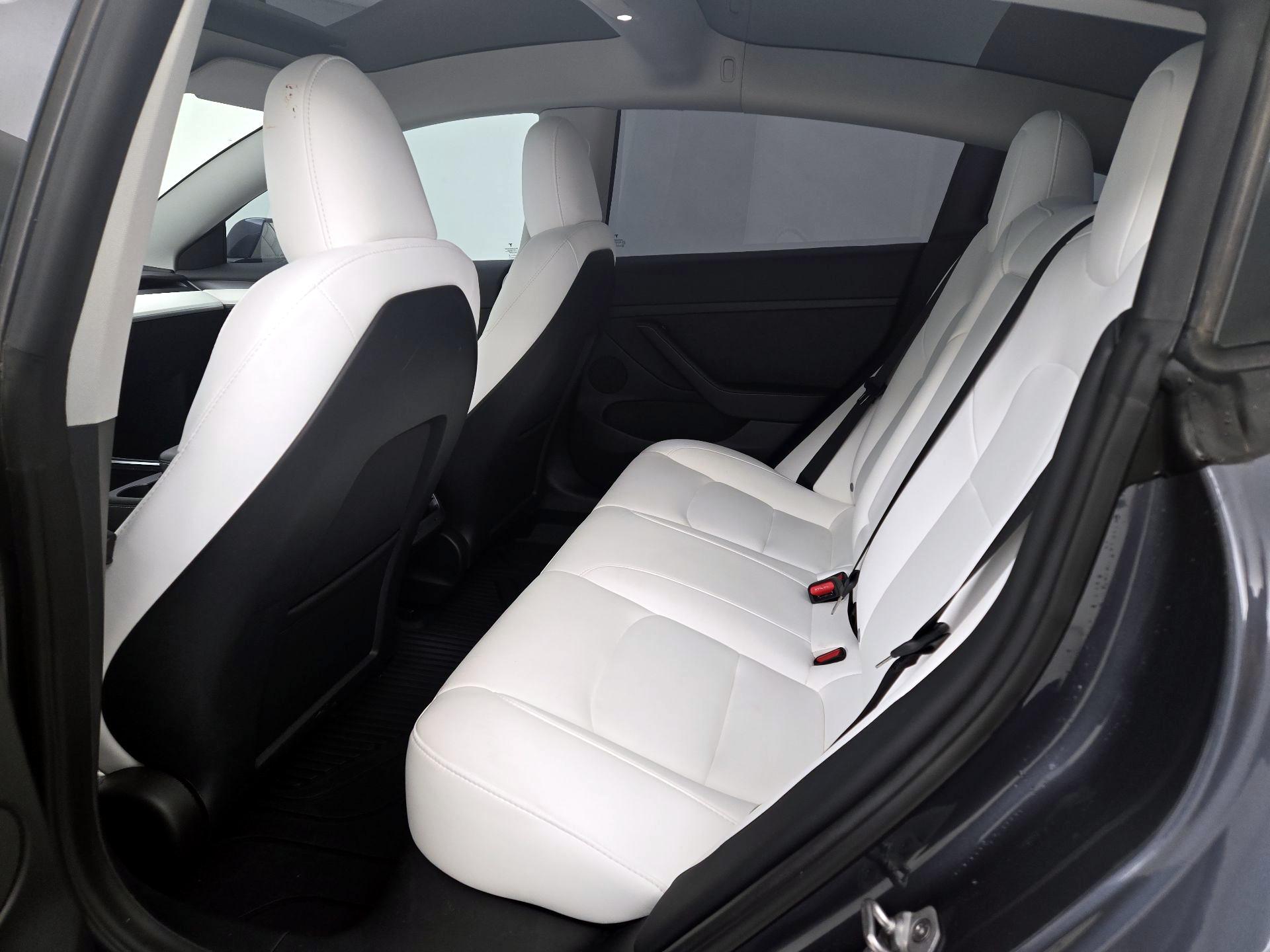 Thumbnail: 2023 Tesla Model 3 - 20