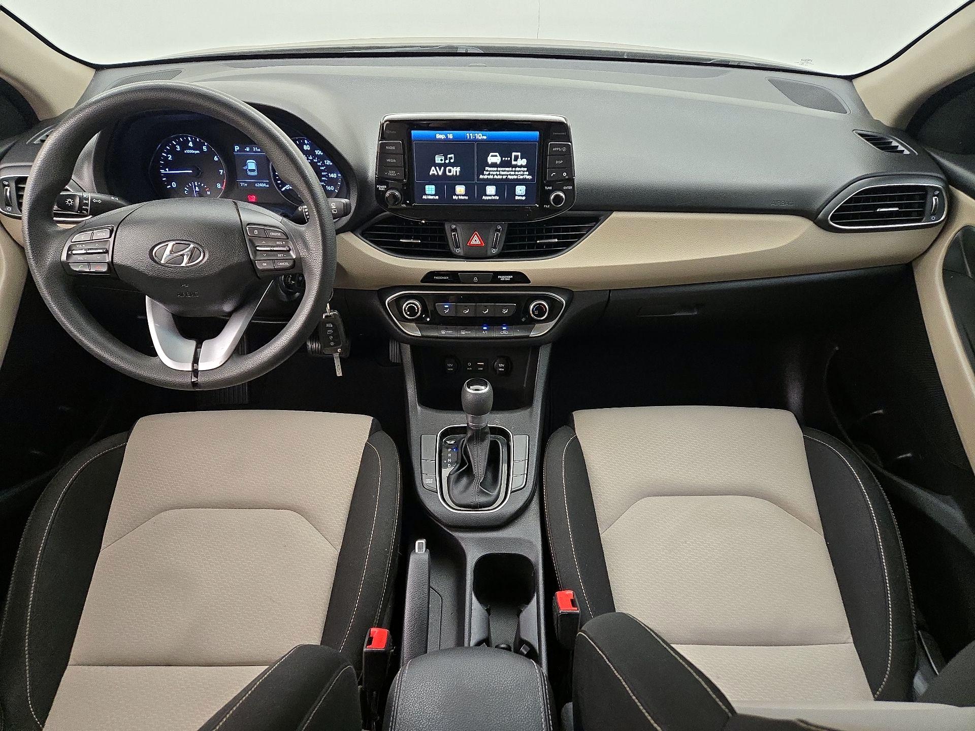 Thumbnail: 2019 Hyundai Elantra - 9