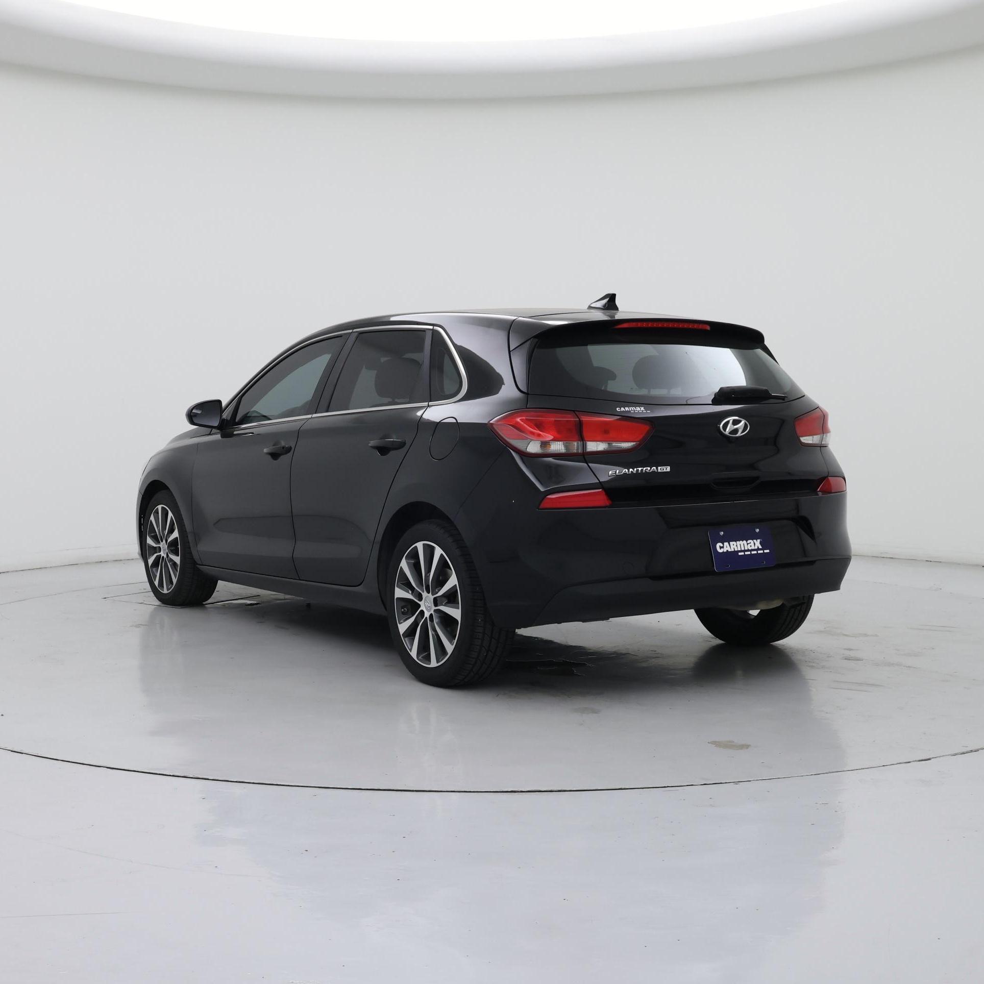 Thumbnail: 2019 Hyundai Elantra - 2