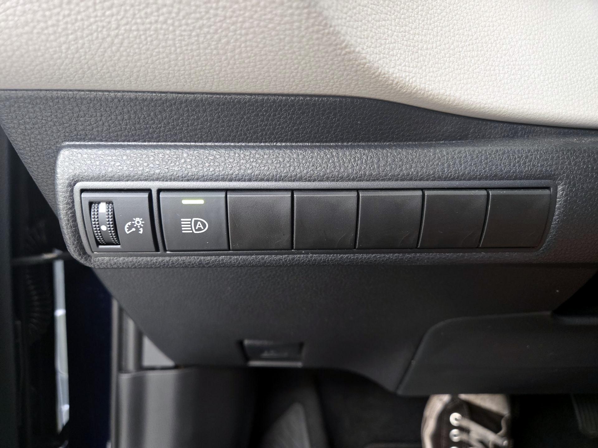 Thumbnail: 2024 Toyota Corolla - 13