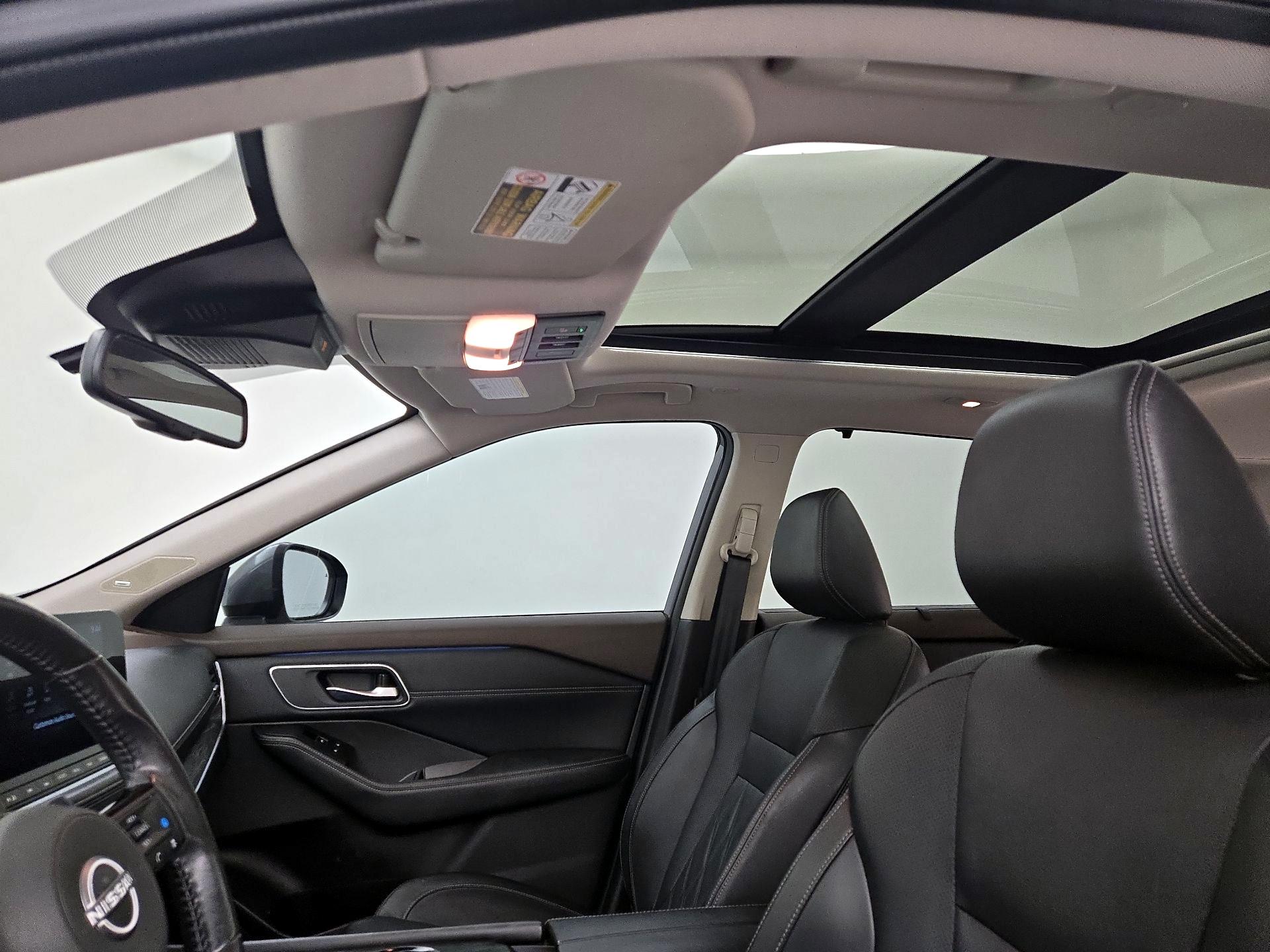 Thumbnail: 2023 Nissan Rogue - 19